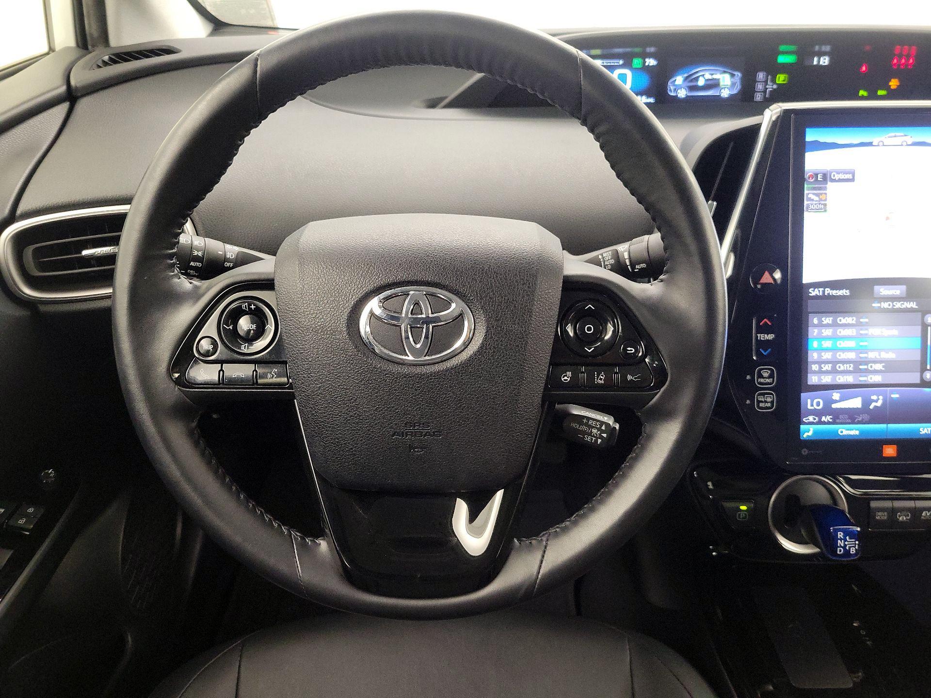 Thumbnail: 2021 Toyota Prius Prime - 10