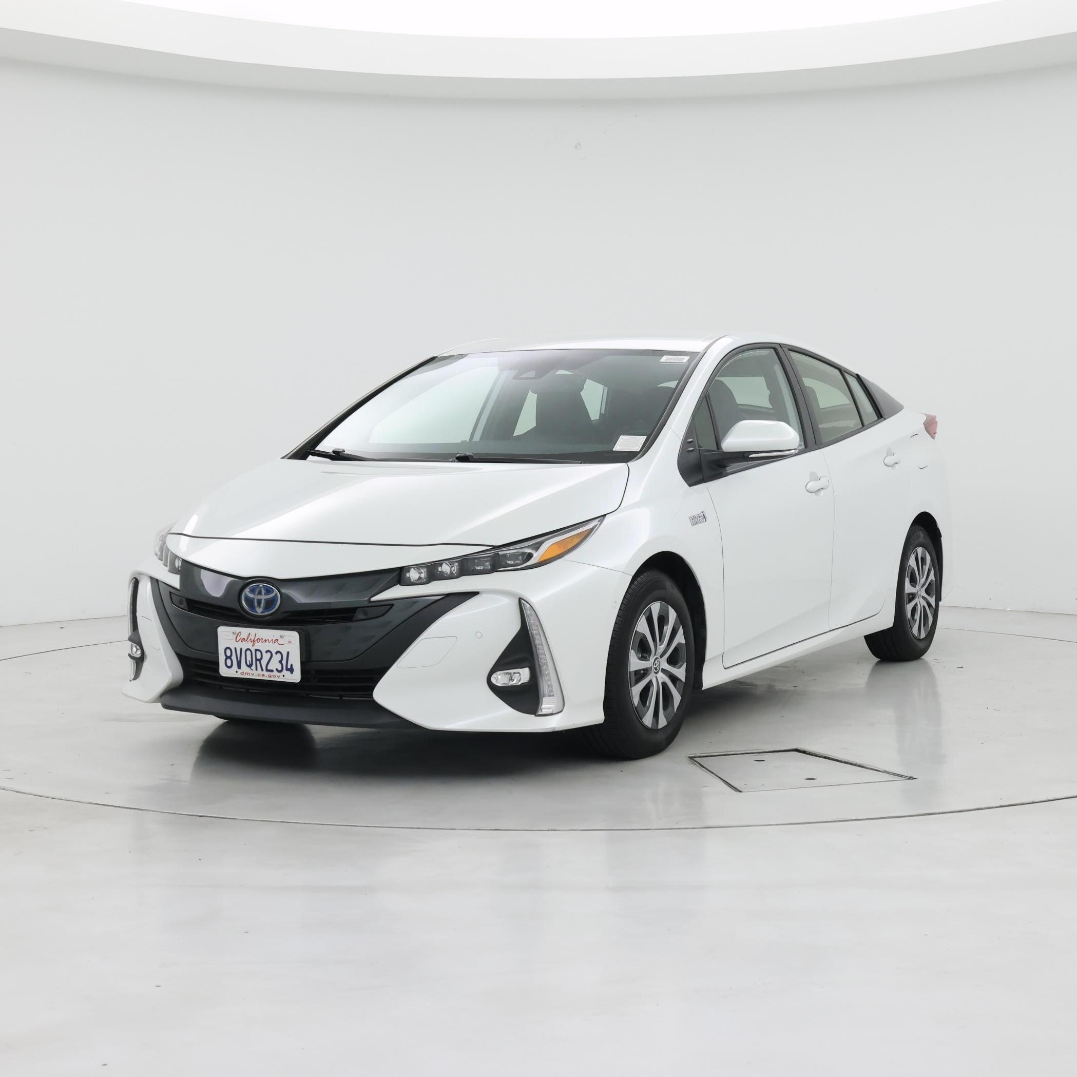 Thumbnail: 2021 Toyota Prius Prime - 4