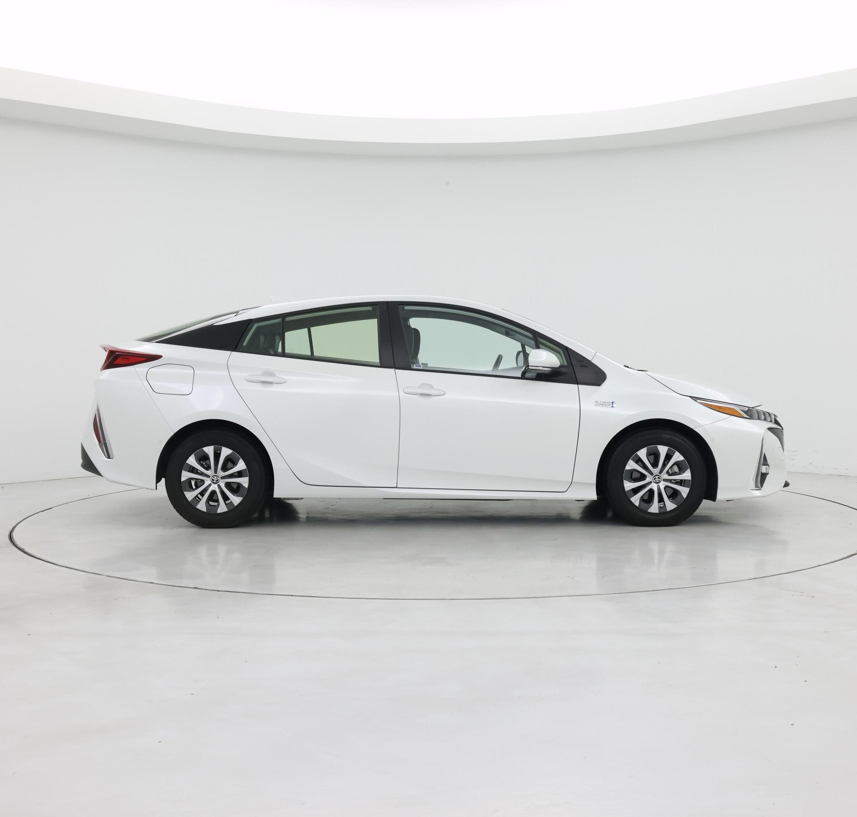 Thumbnail: 2021 Toyota Prius Prime - 7