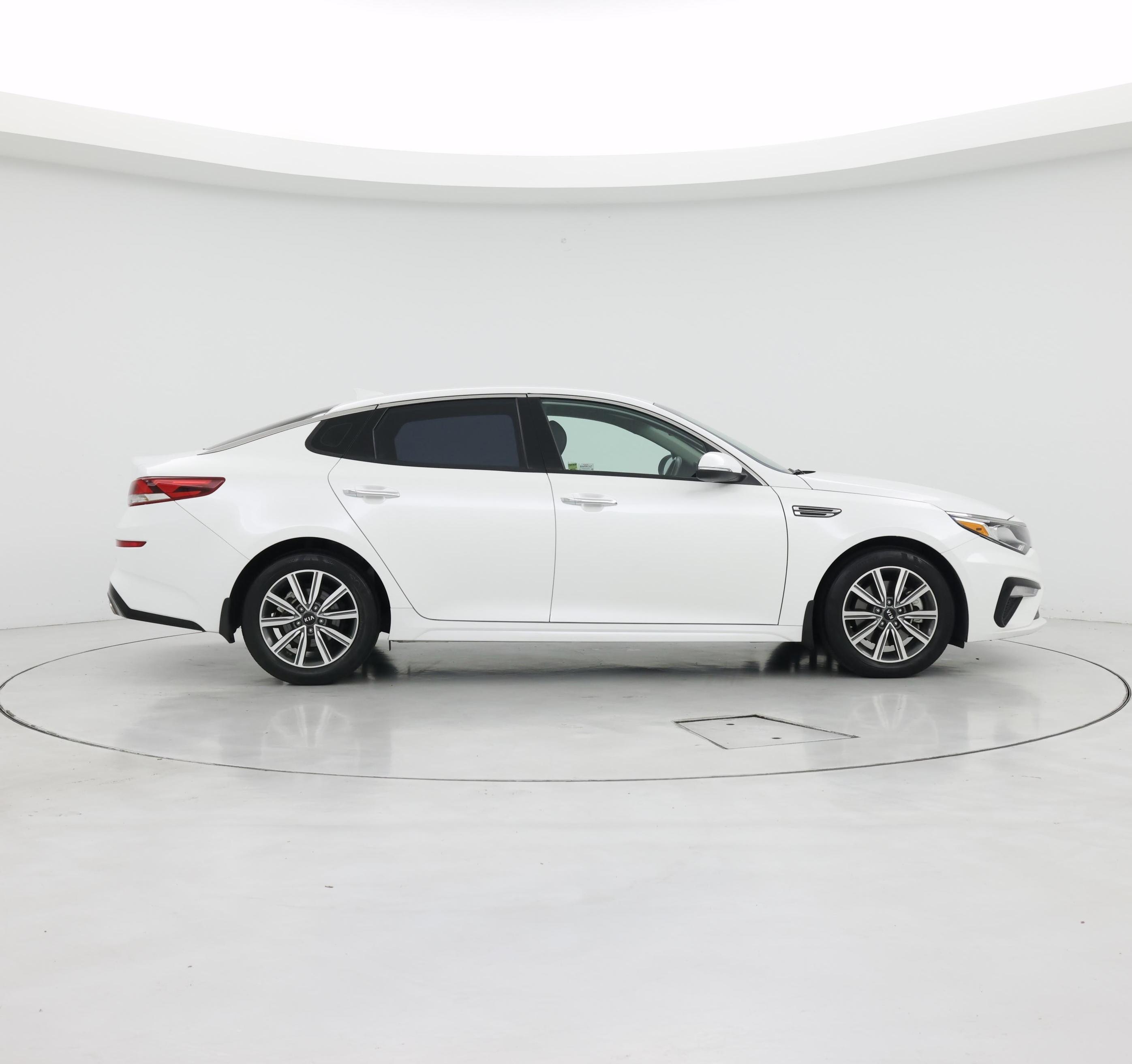 Thumbnail: 2020 Kia Optima - 7
