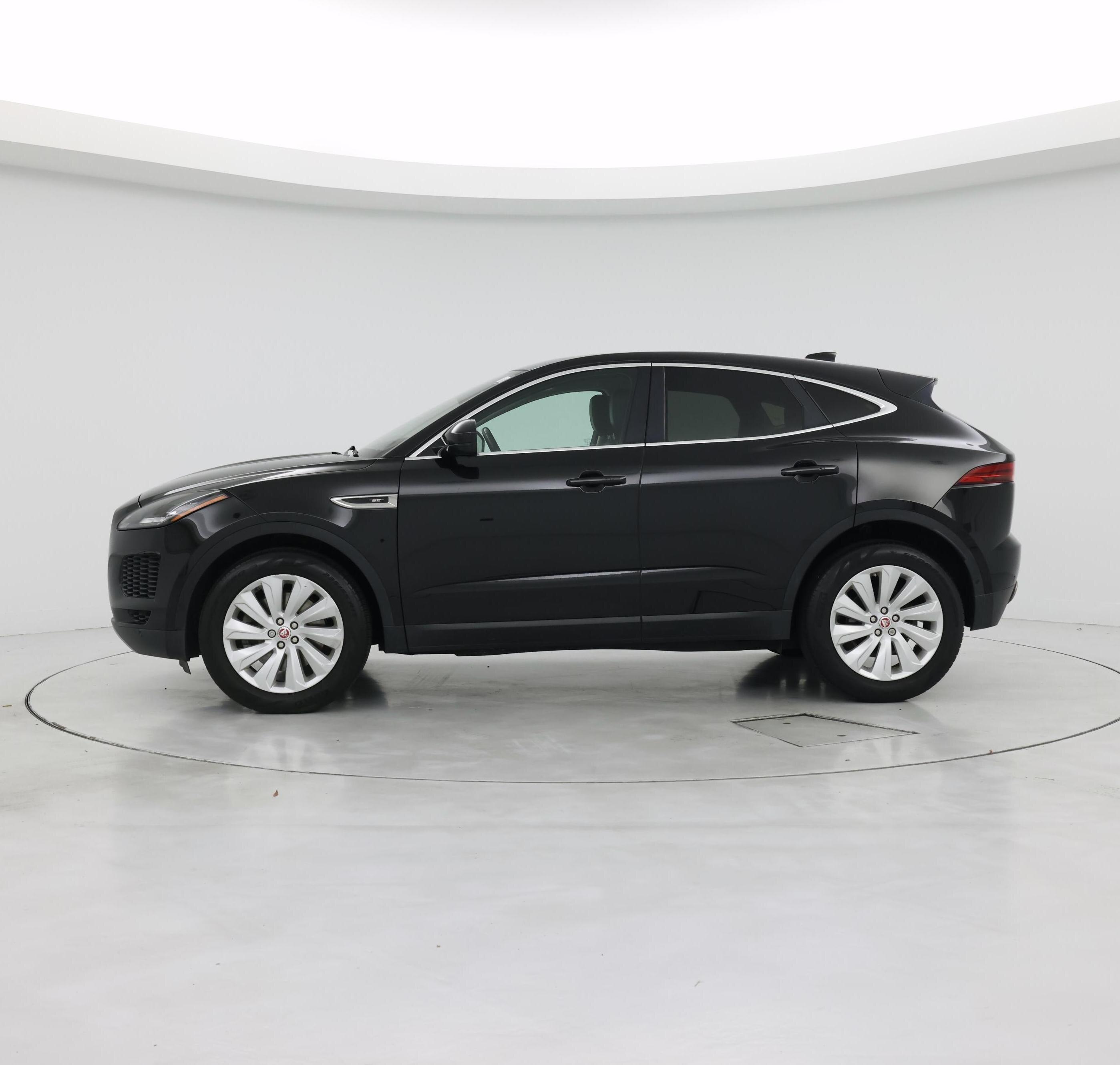 Thumbnail: 2018 Jaguar E-Pace - 3