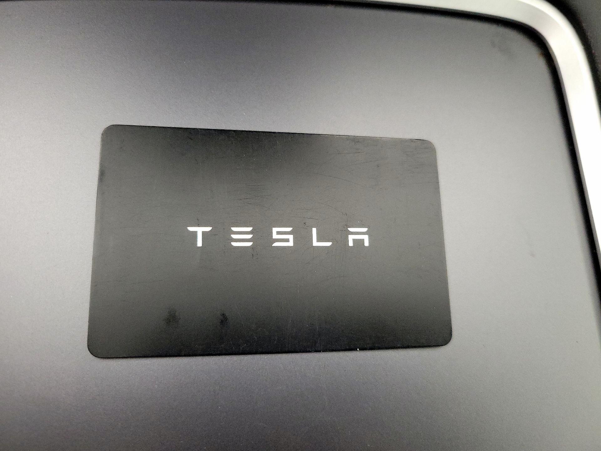 Thumbnail: 2022 Tesla Model 3 - 20