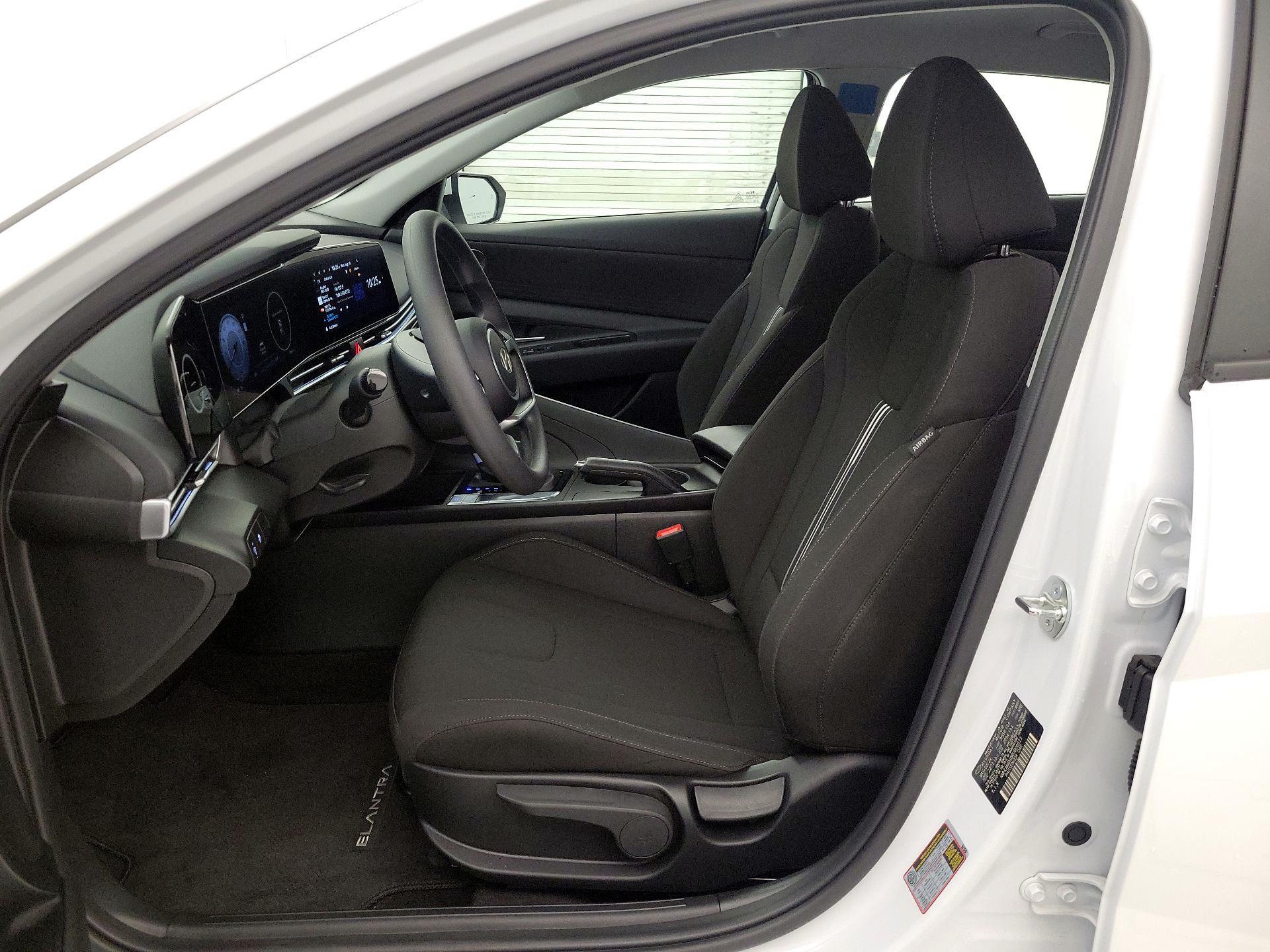Thumbnail: 2024 Hyundai Elantra - 11