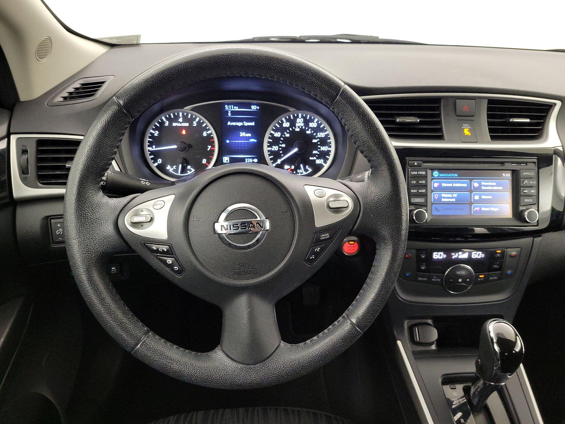 Thumbnail: 2018 Nissan Sentra - 10