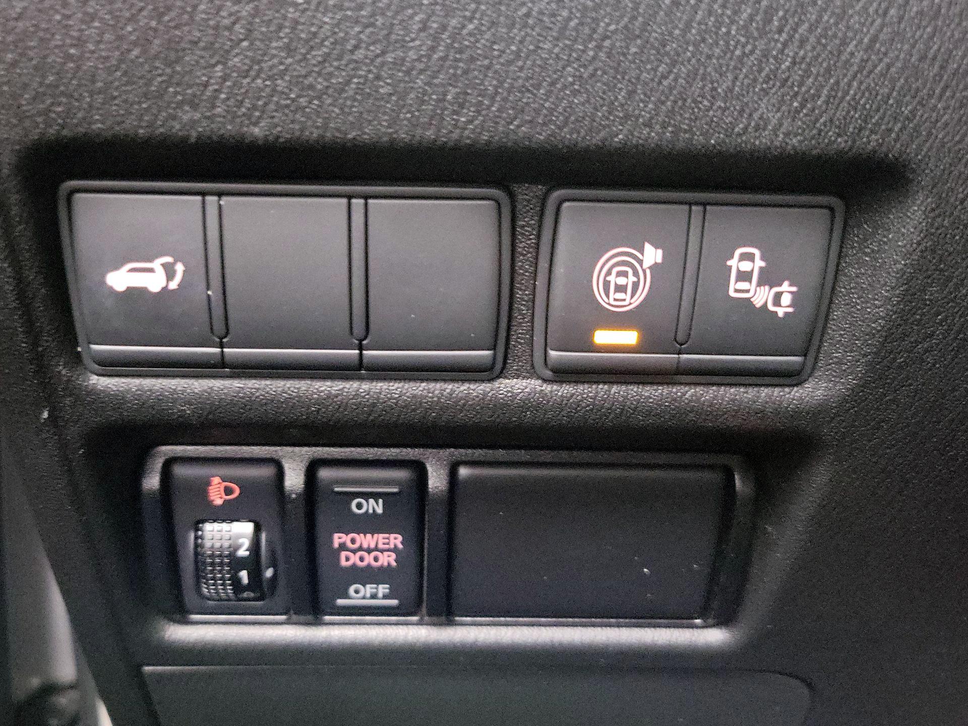 Thumbnail: 2017 Nissan Armada - 13