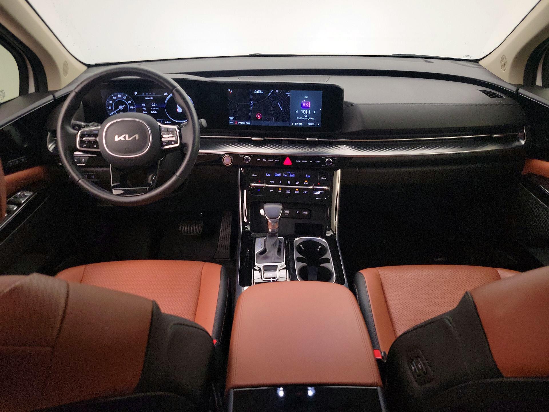 Thumbnail: 2022 Kia Carnival - 9