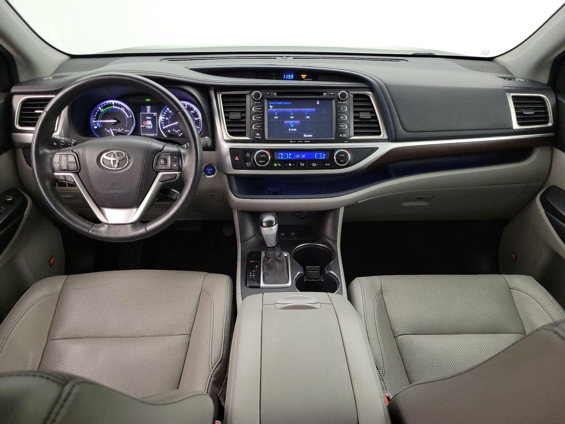 Thumbnail: 2016 Toyota Highlander - 9