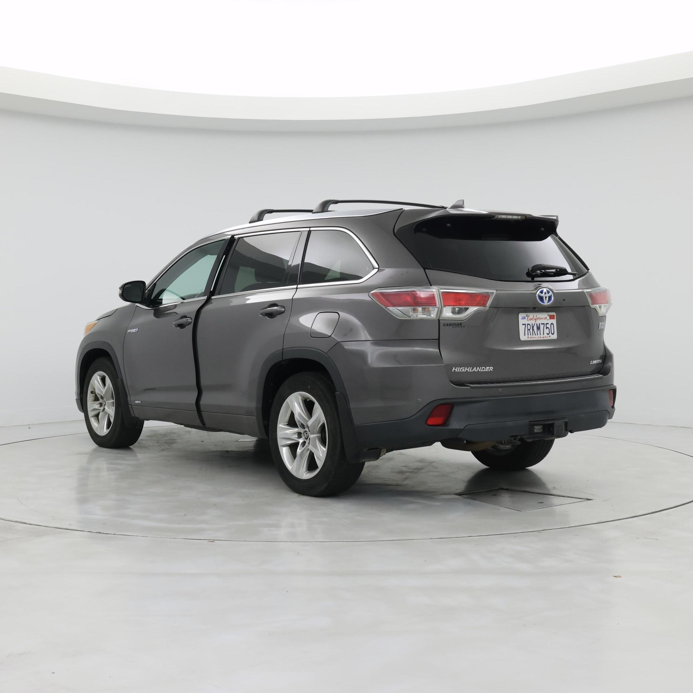 Thumbnail: 2016 Toyota Highlander - 2