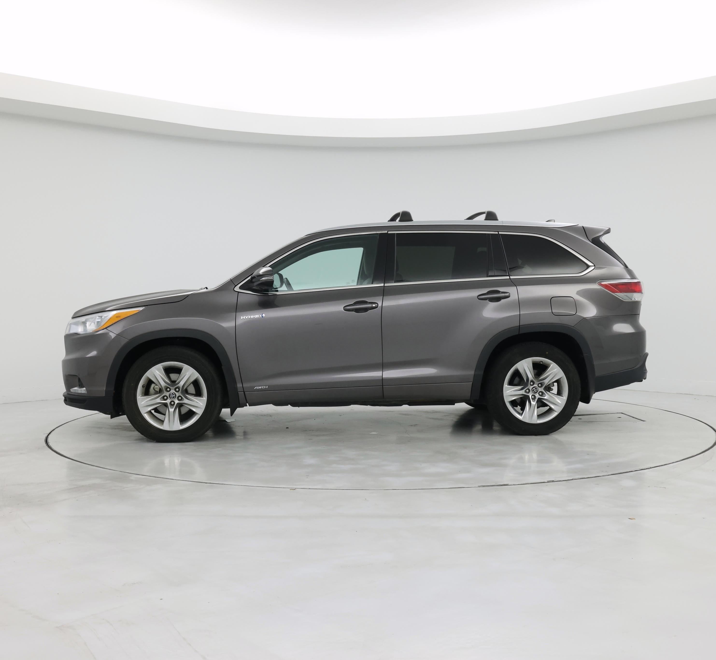 Thumbnail: 2016 Toyota Highlander - 3