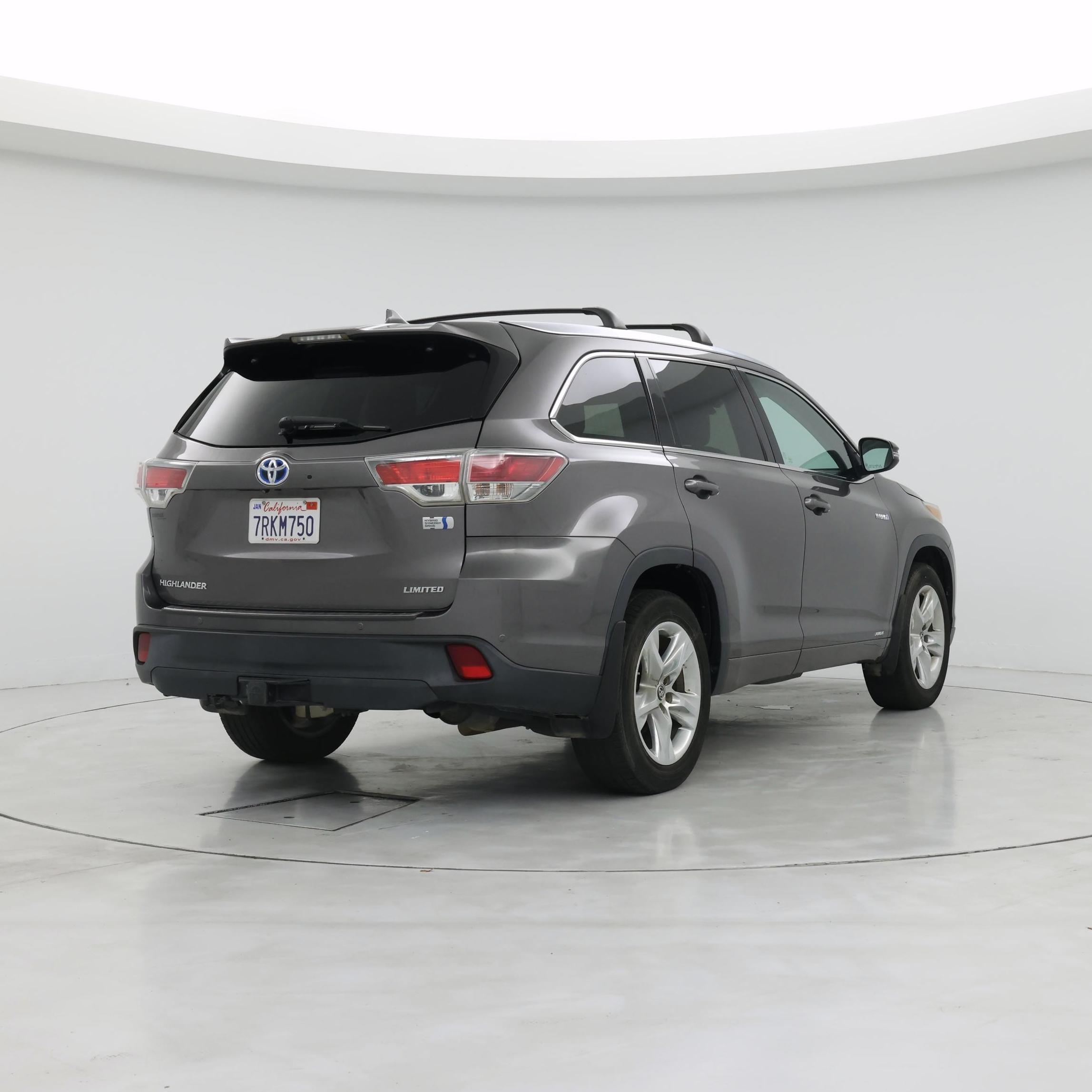 Thumbnail: 2016 Toyota Highlander - 8