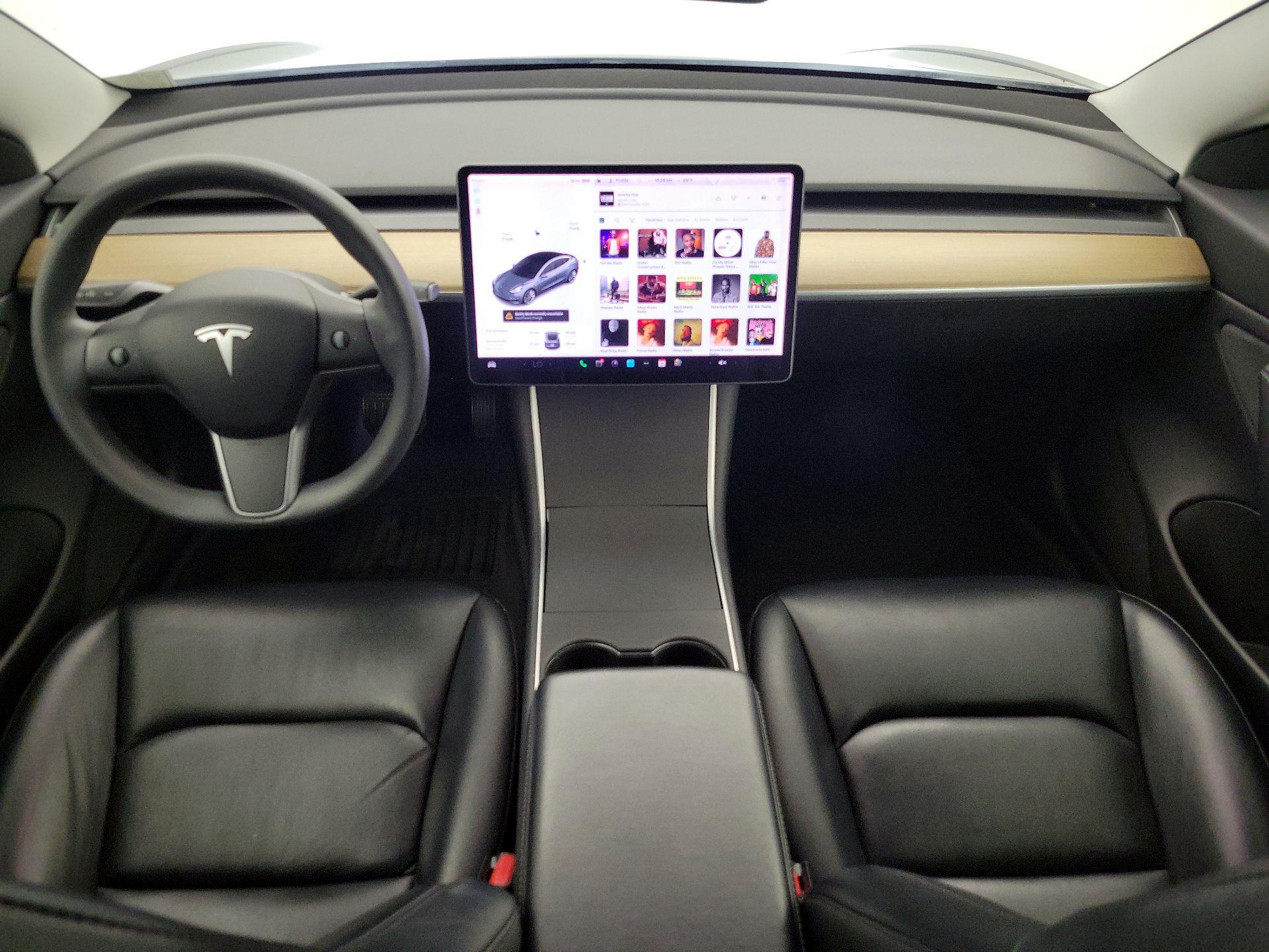 Thumbnail: 2019 Tesla Model 3 - 9