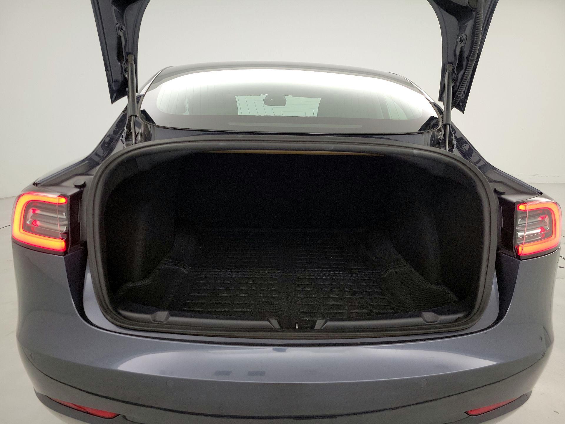 Thumbnail: 2019 Tesla Model 3 - 18
