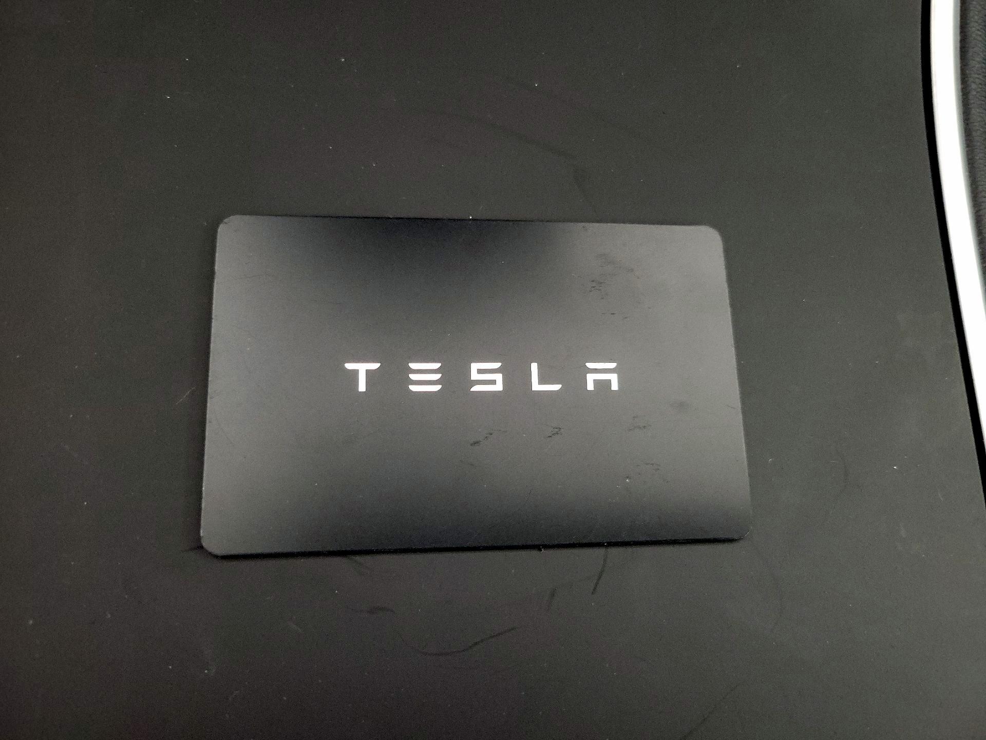 Thumbnail: 2019 Tesla Model 3 - 20