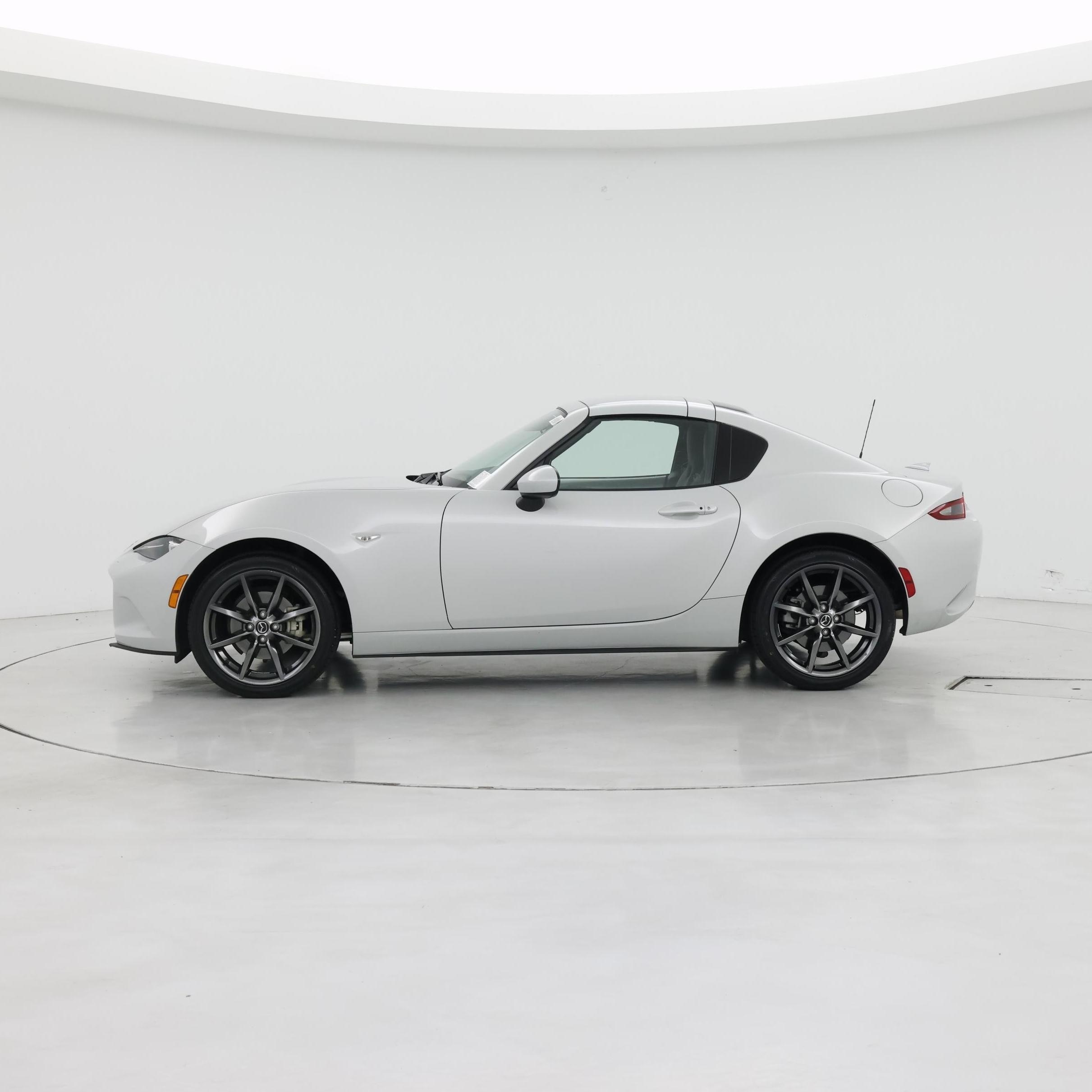 Thumbnail: 2017 Mazda MX-5 Miata - 3