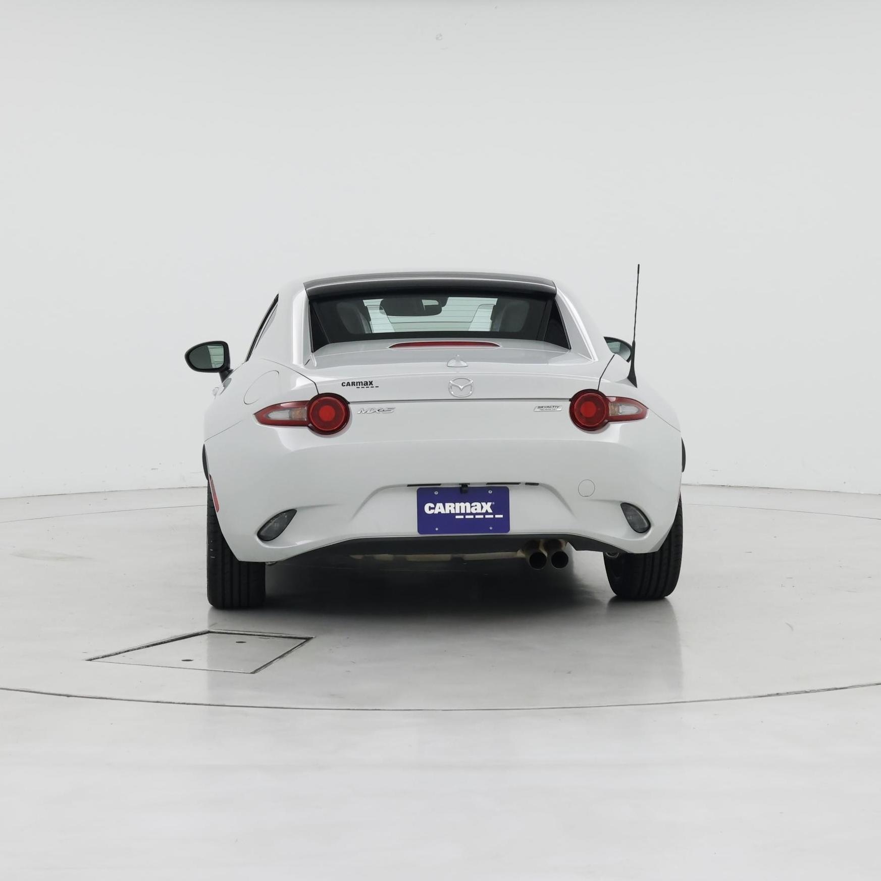 Thumbnail: 2017 Mazda MX-5 Miata - 6