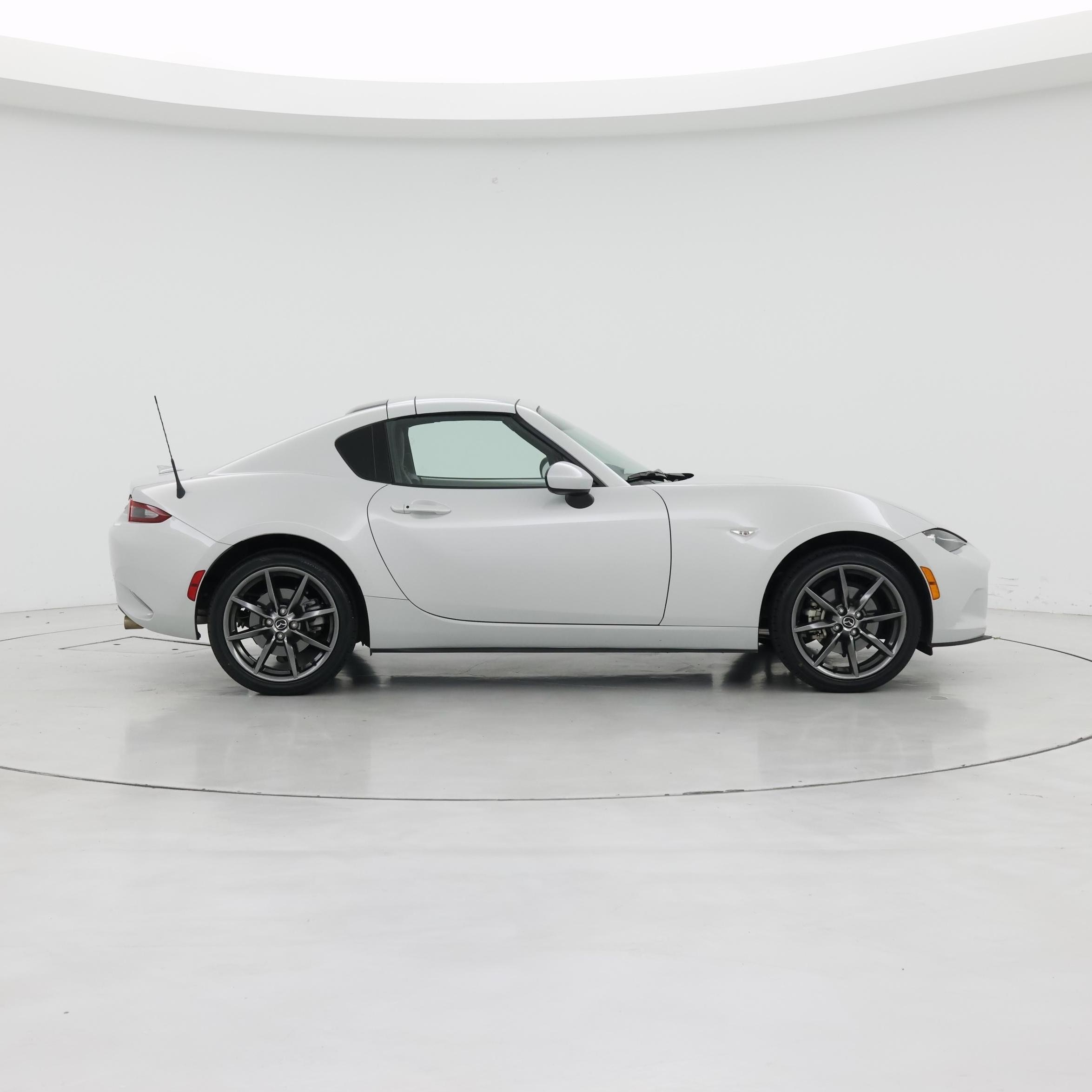 Thumbnail: 2017 Mazda MX-5 Miata - 7