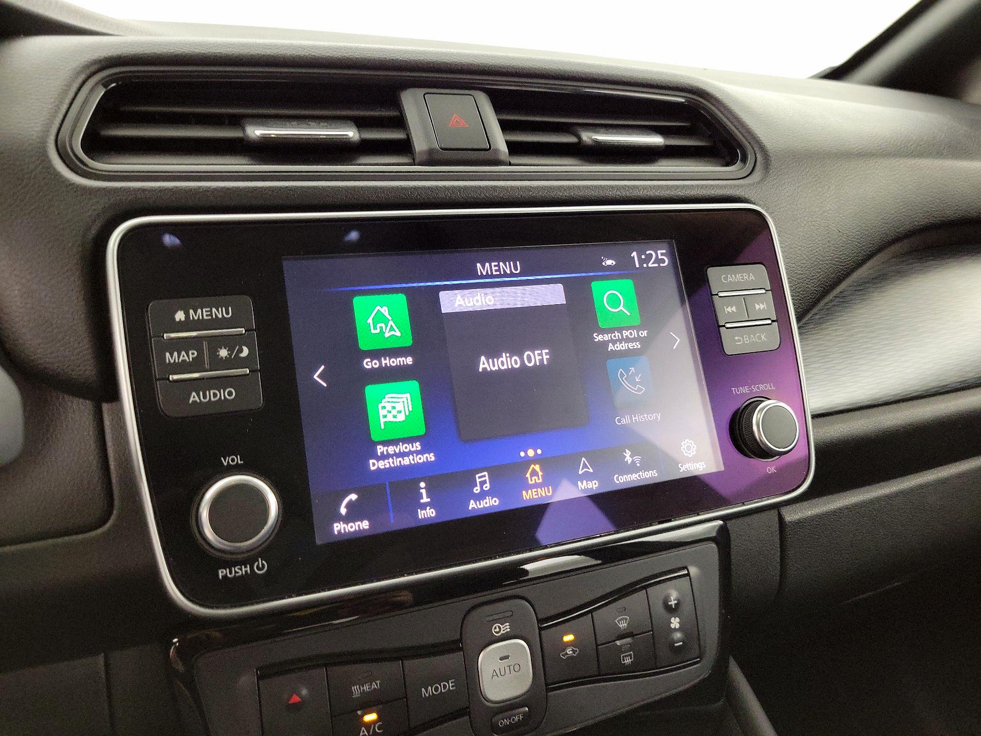 Thumbnail: 2020 Nissan Leaf - 16