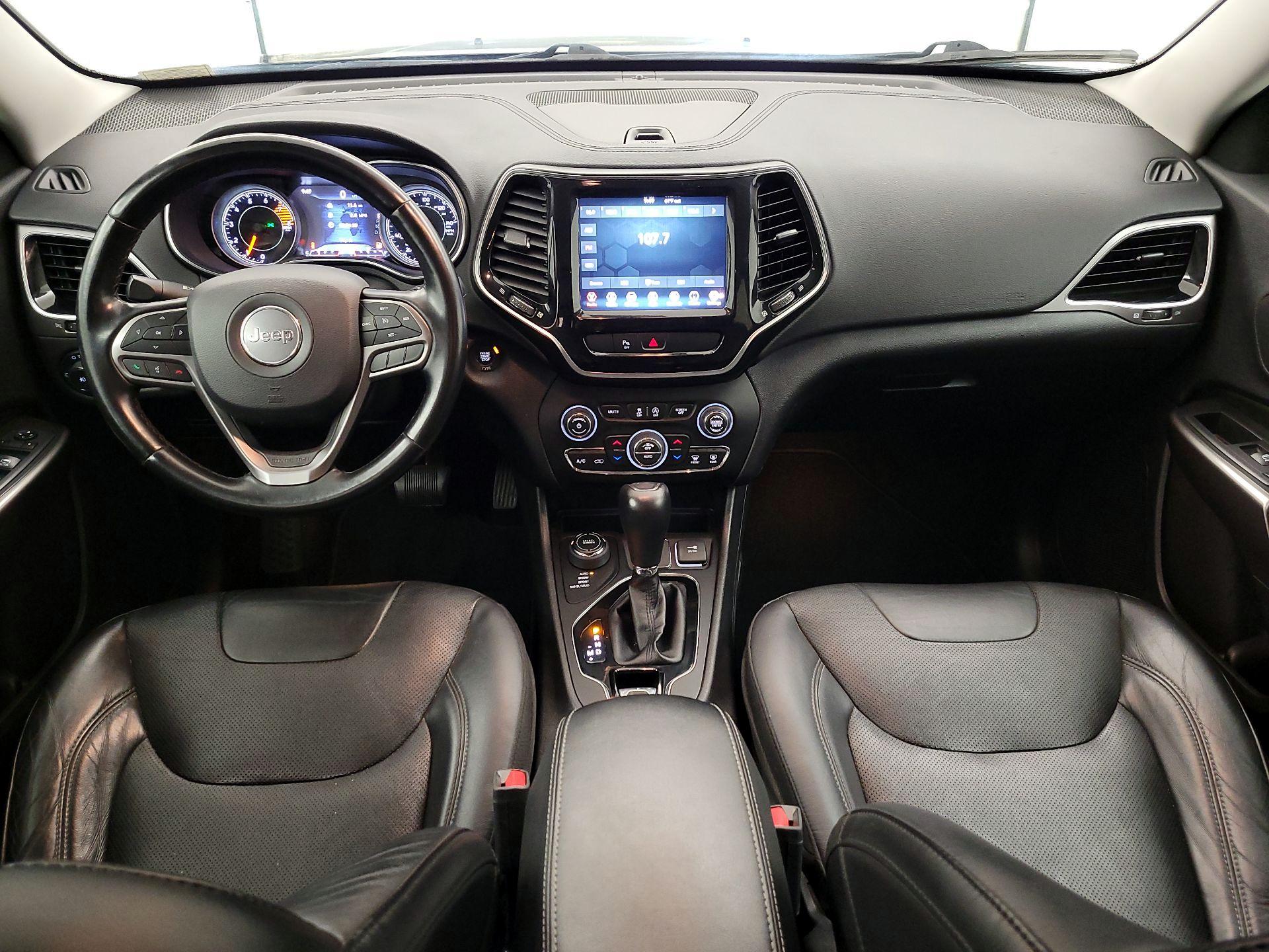 Thumbnail: 2020 Jeep Cherokee - 9