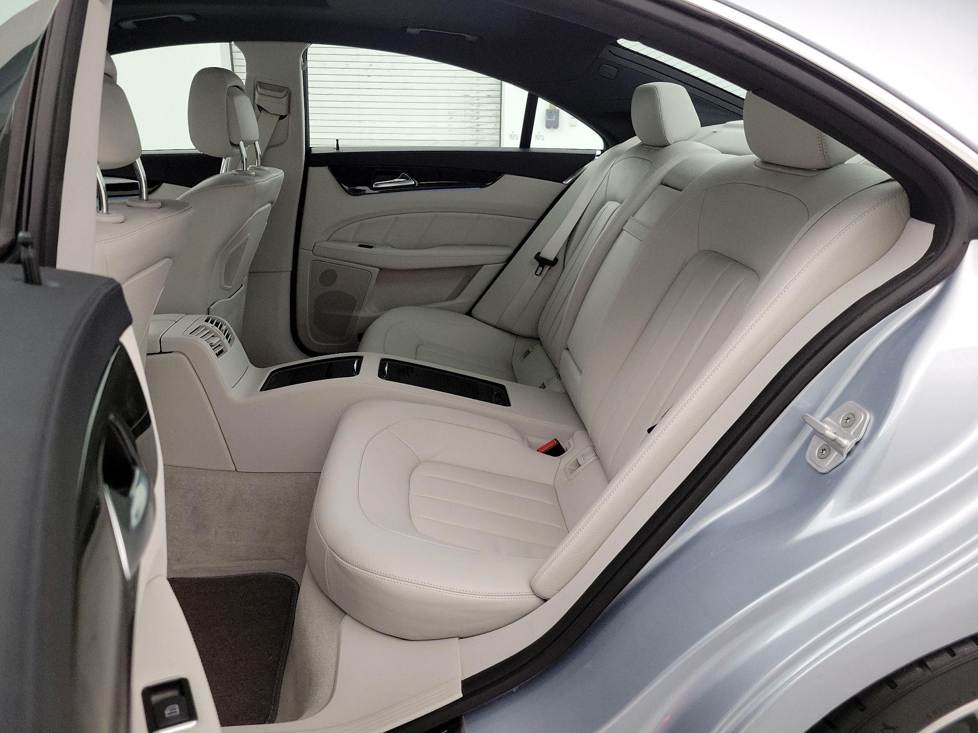 Thumbnail: 2015 Mercedes-Benz CLS - 18