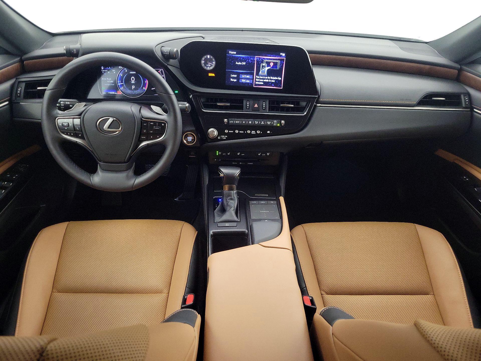 Thumbnail: 2022 Lexus ES - 9