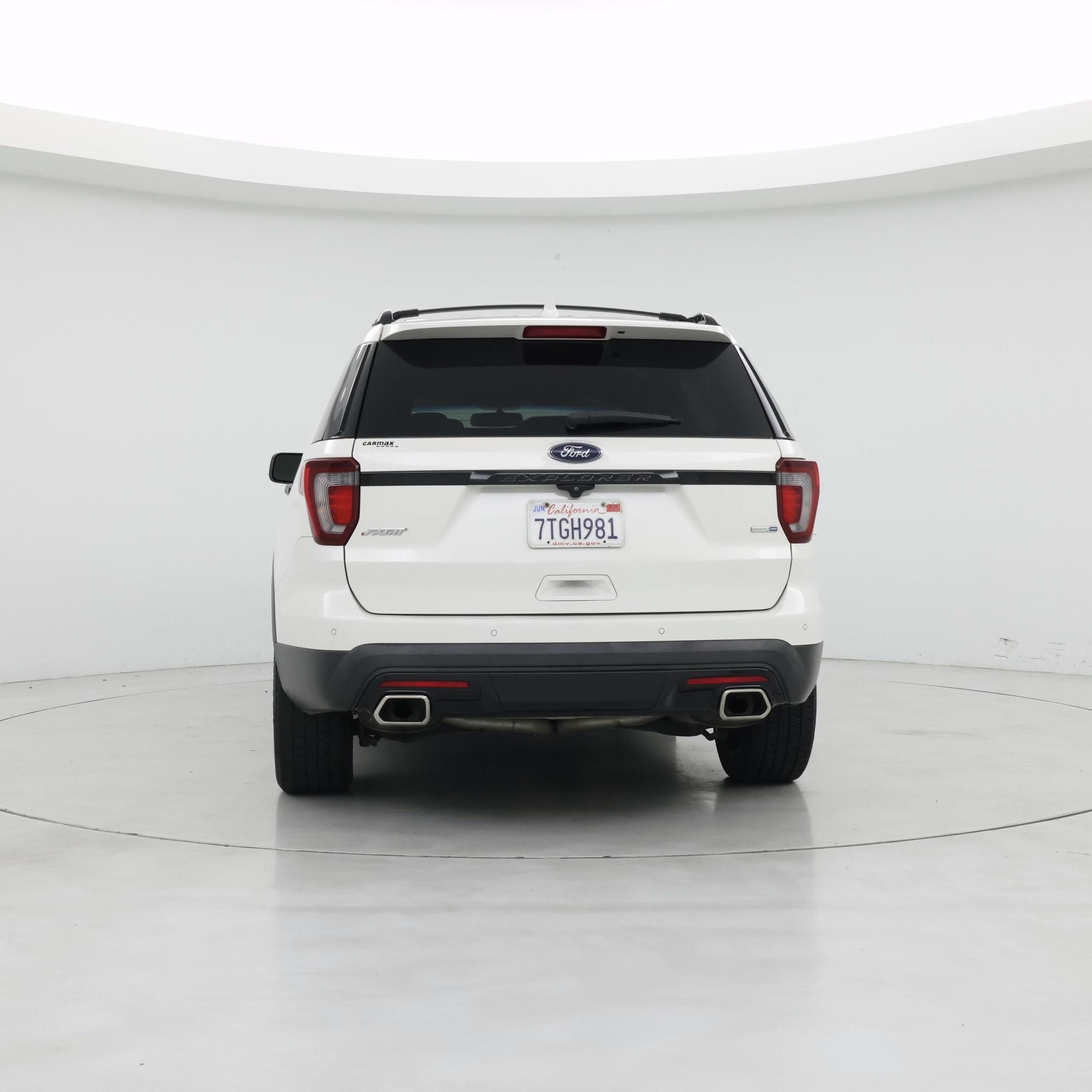 Thumbnail: 2016 Ford Explorer - 6