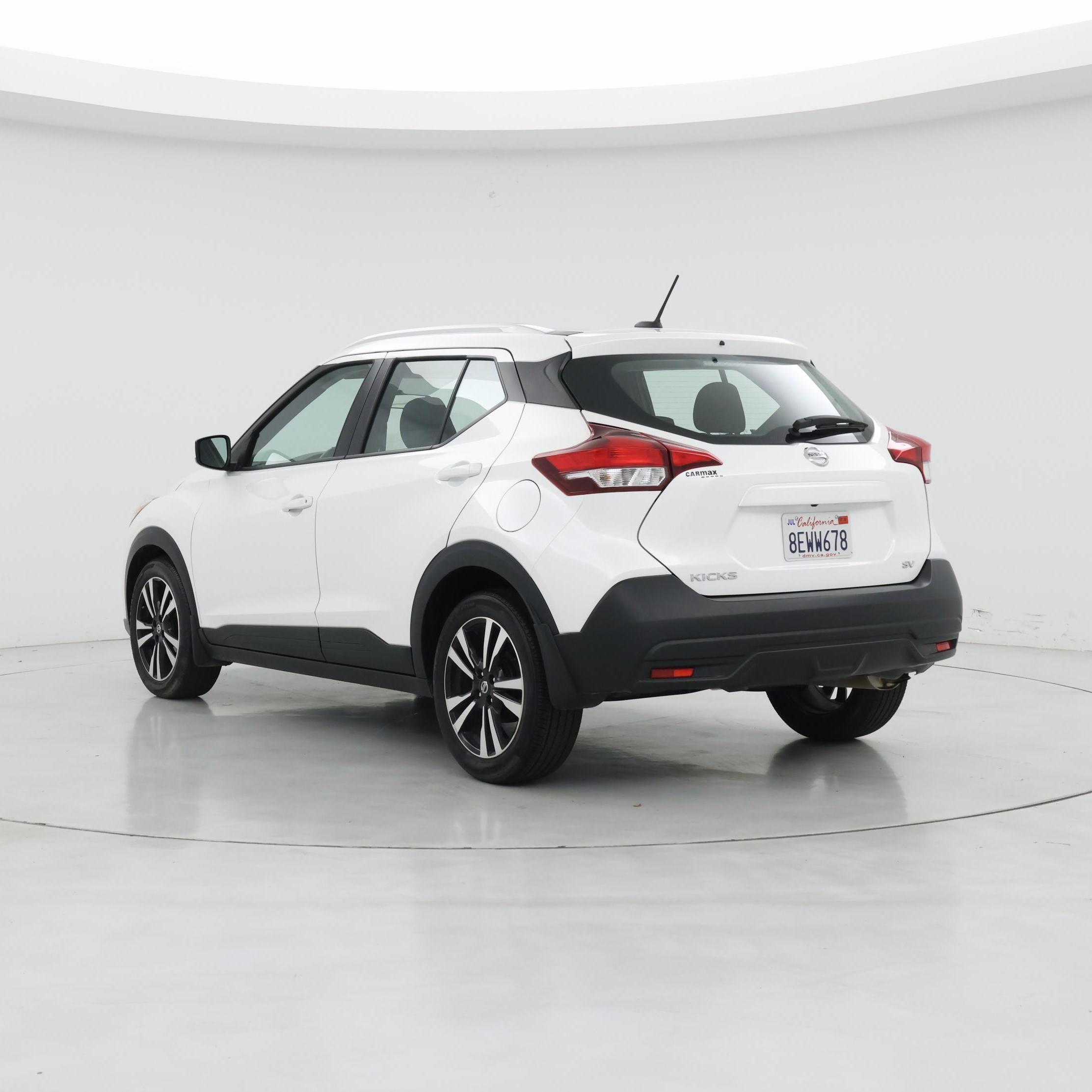 Thumbnail: 2018 Nissan Kicks - 2