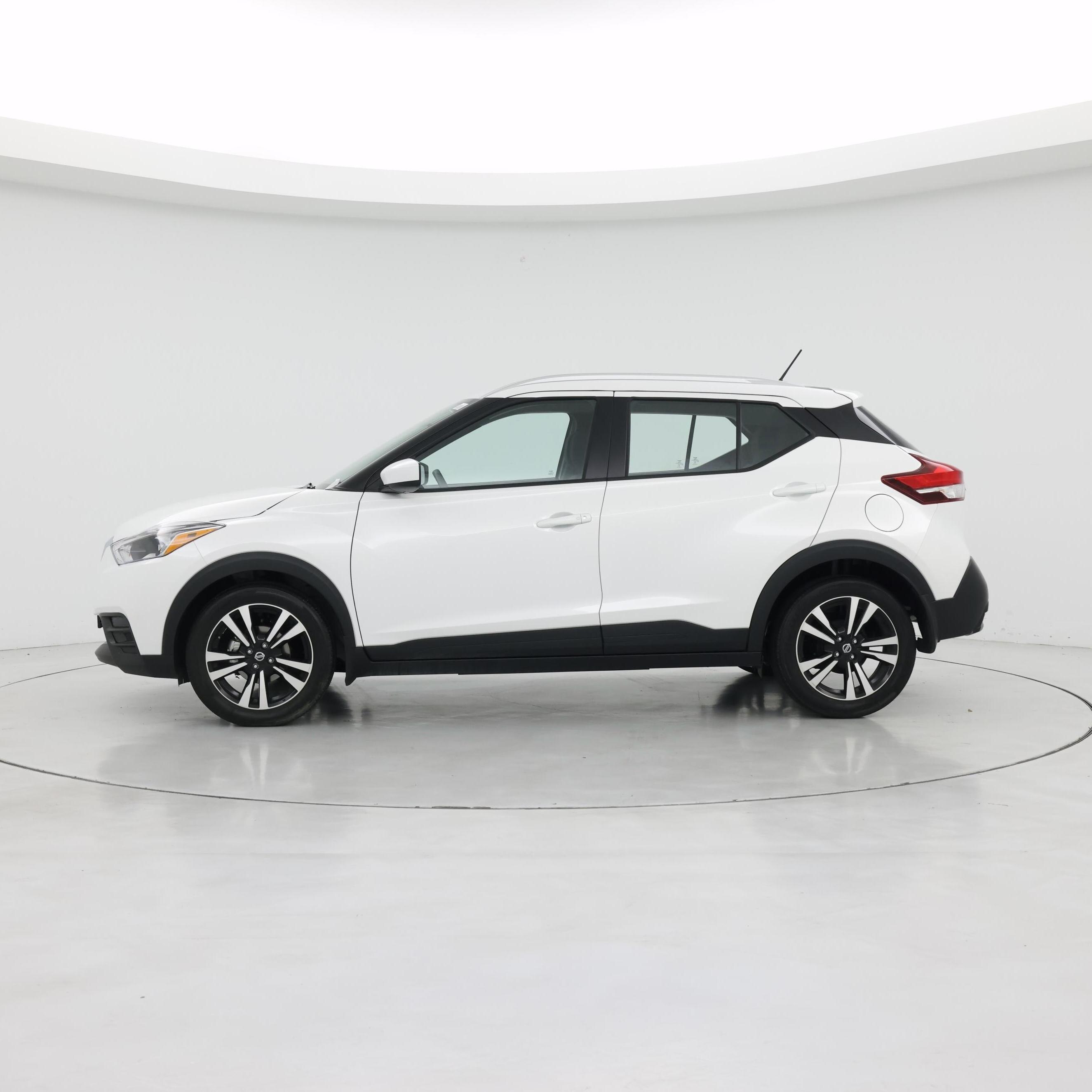 Thumbnail: 2018 Nissan Kicks - 3