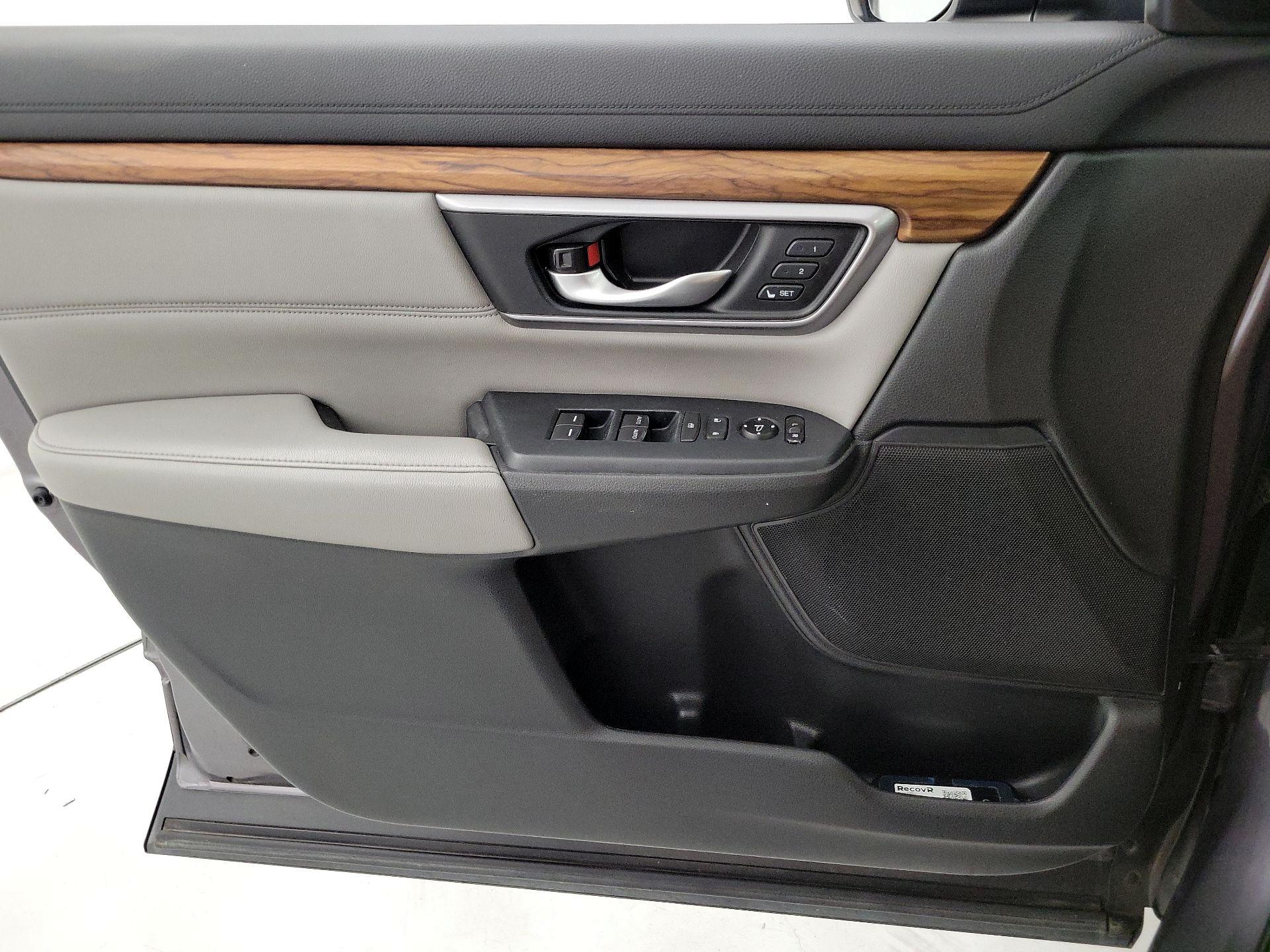 Thumbnail: 2017 Honda CR-V - 12