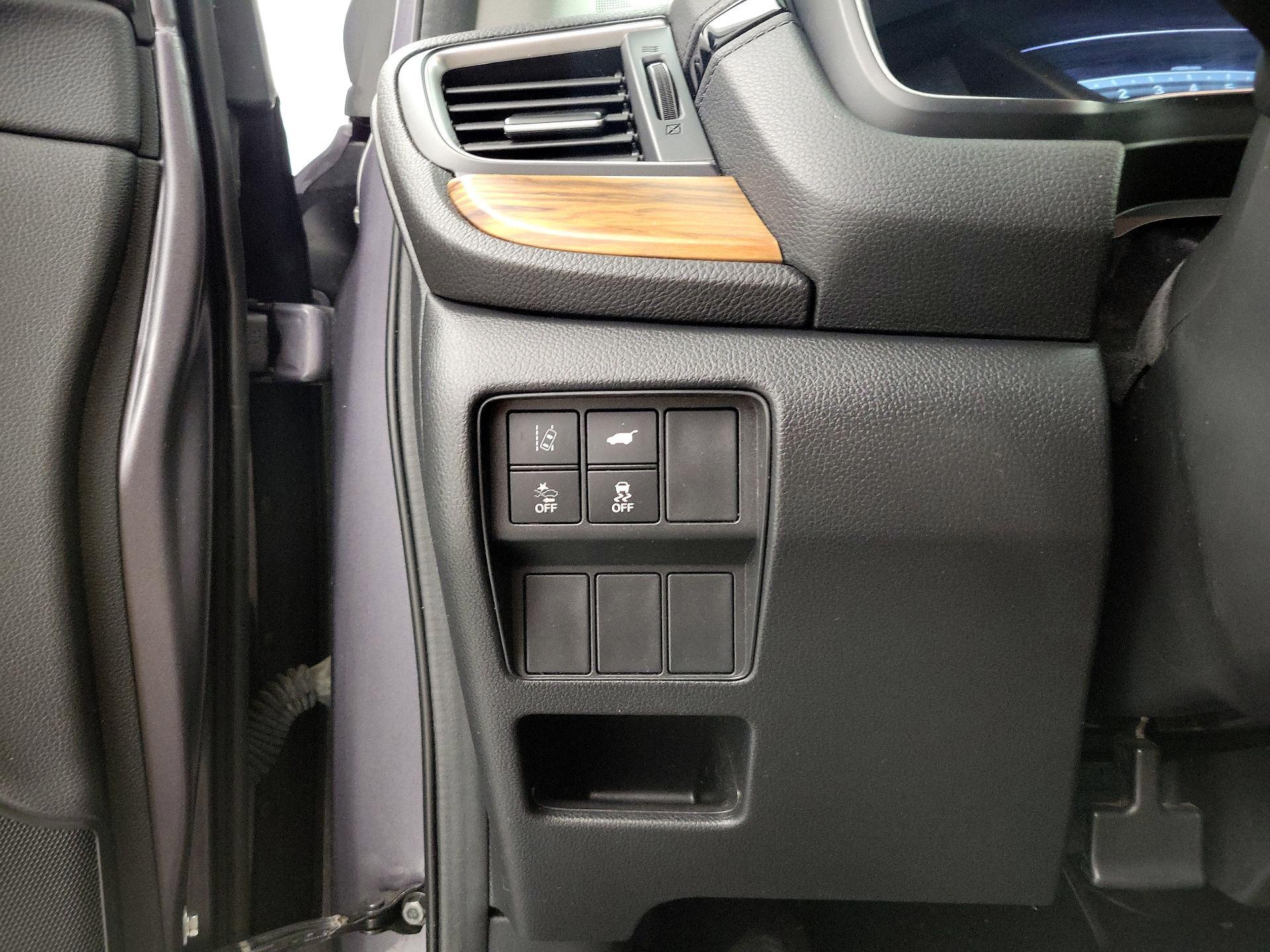 Thumbnail: 2017 Honda CR-V - 13