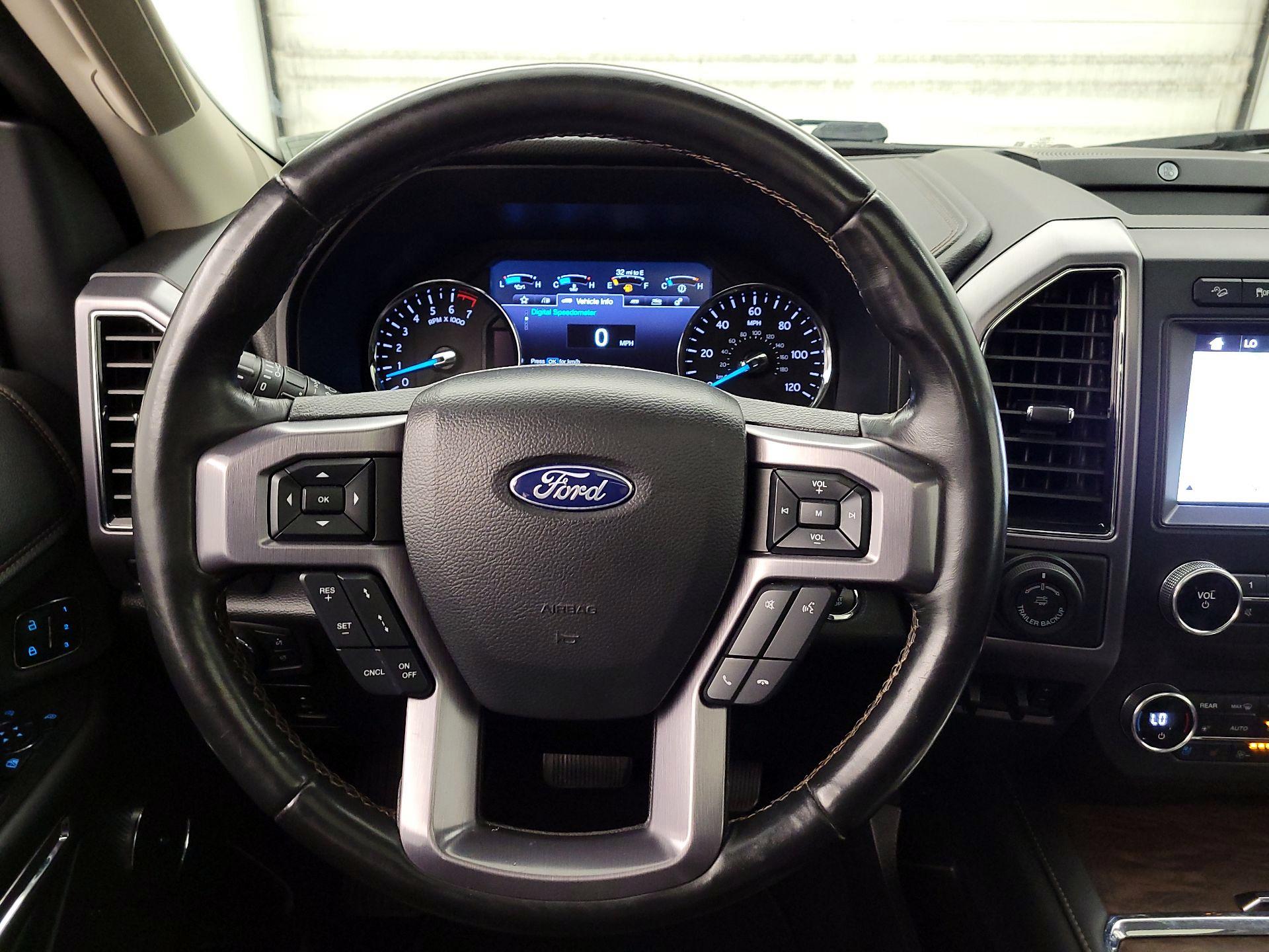 Thumbnail: 2019 Ford Expedition - 10