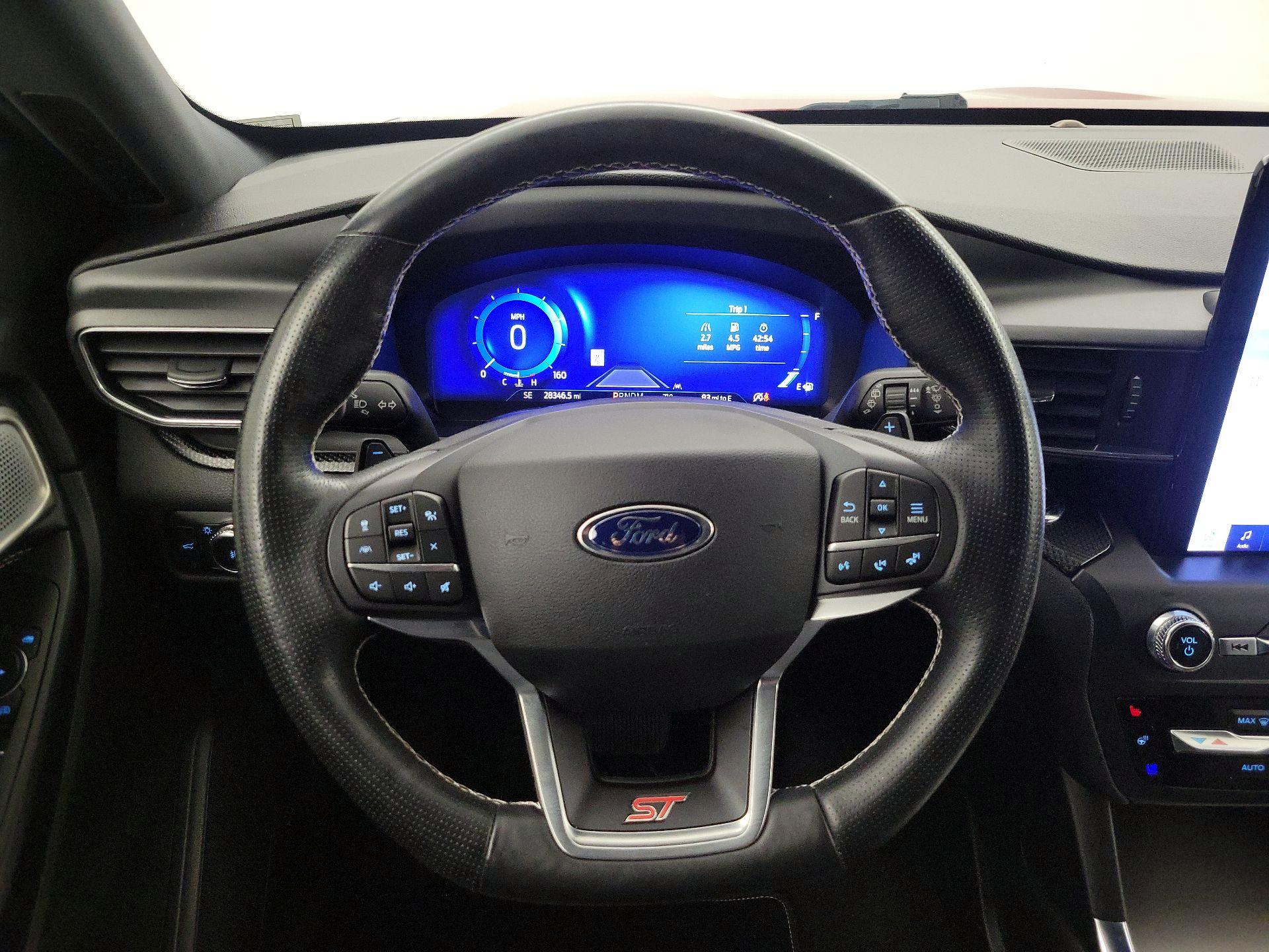 Thumbnail: 2020 Ford Explorer - 10