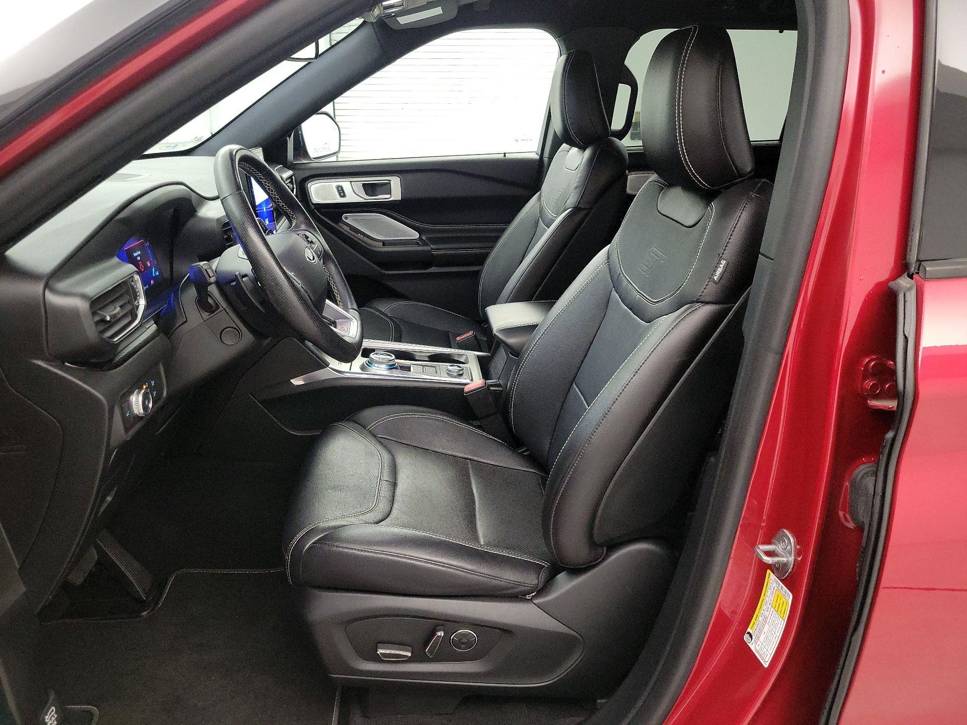 Thumbnail: 2020 Ford Explorer - 11