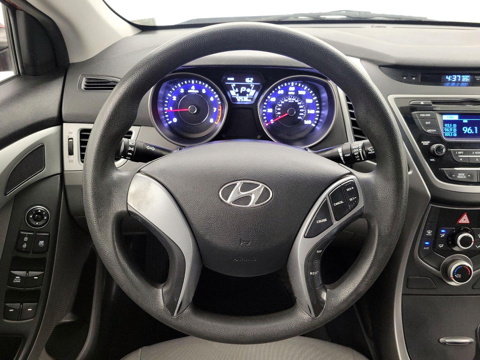 Thumbnail: 2016 Hyundai Elantra - 10