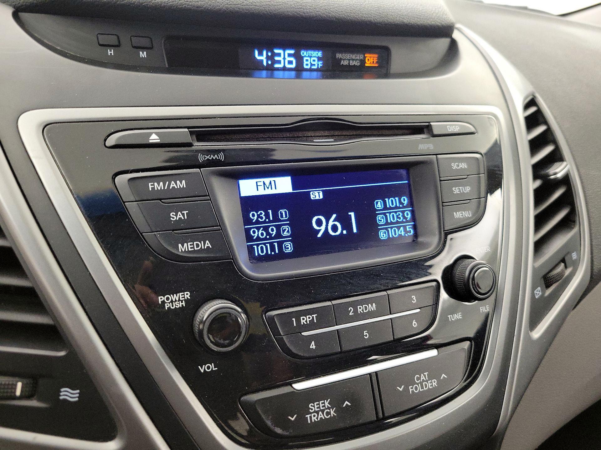 Thumbnail: 2016 Hyundai Elantra - 14