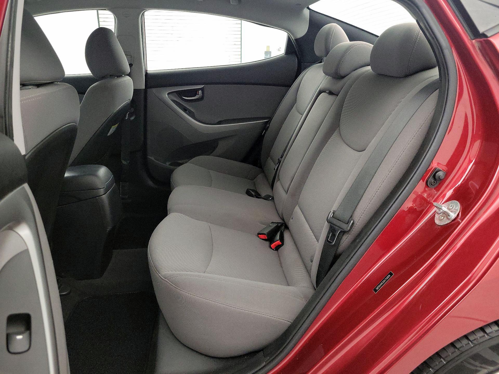 Thumbnail: 2016 Hyundai Elantra - 18