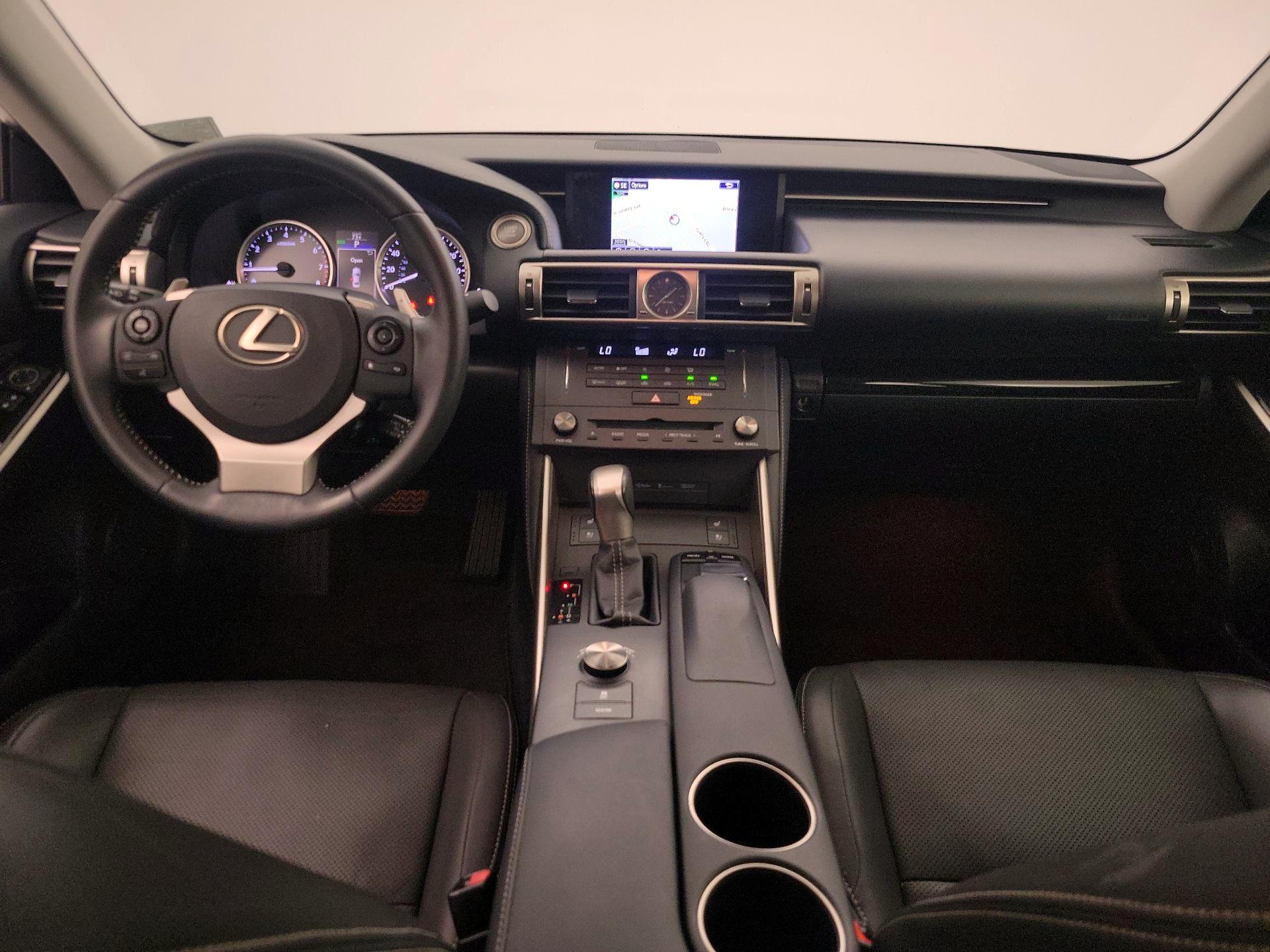 Thumbnail: 2015 Lexus IS - 9