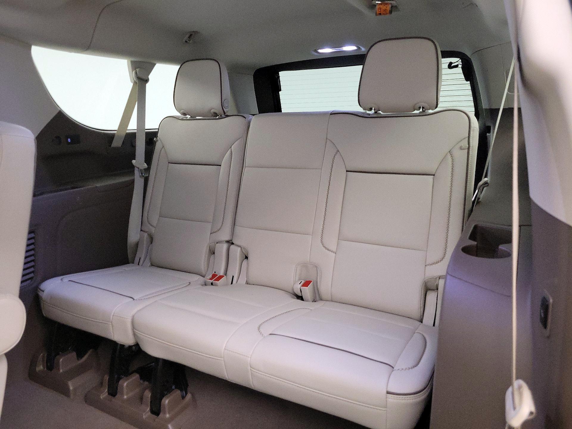 Thumbnail: 2023 GMC Yukon XL - 20