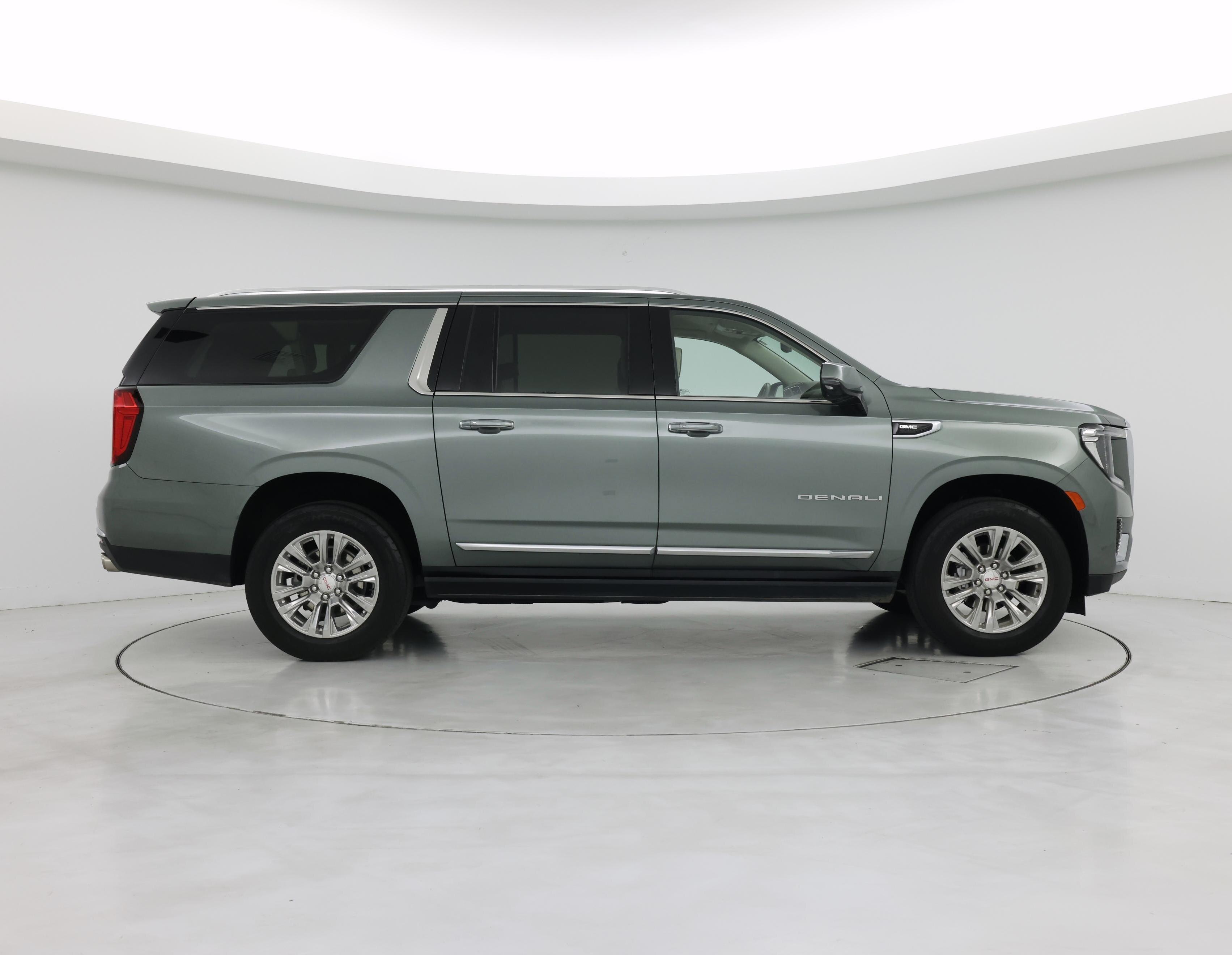 Thumbnail: 2023 GMC Yukon XL - 7