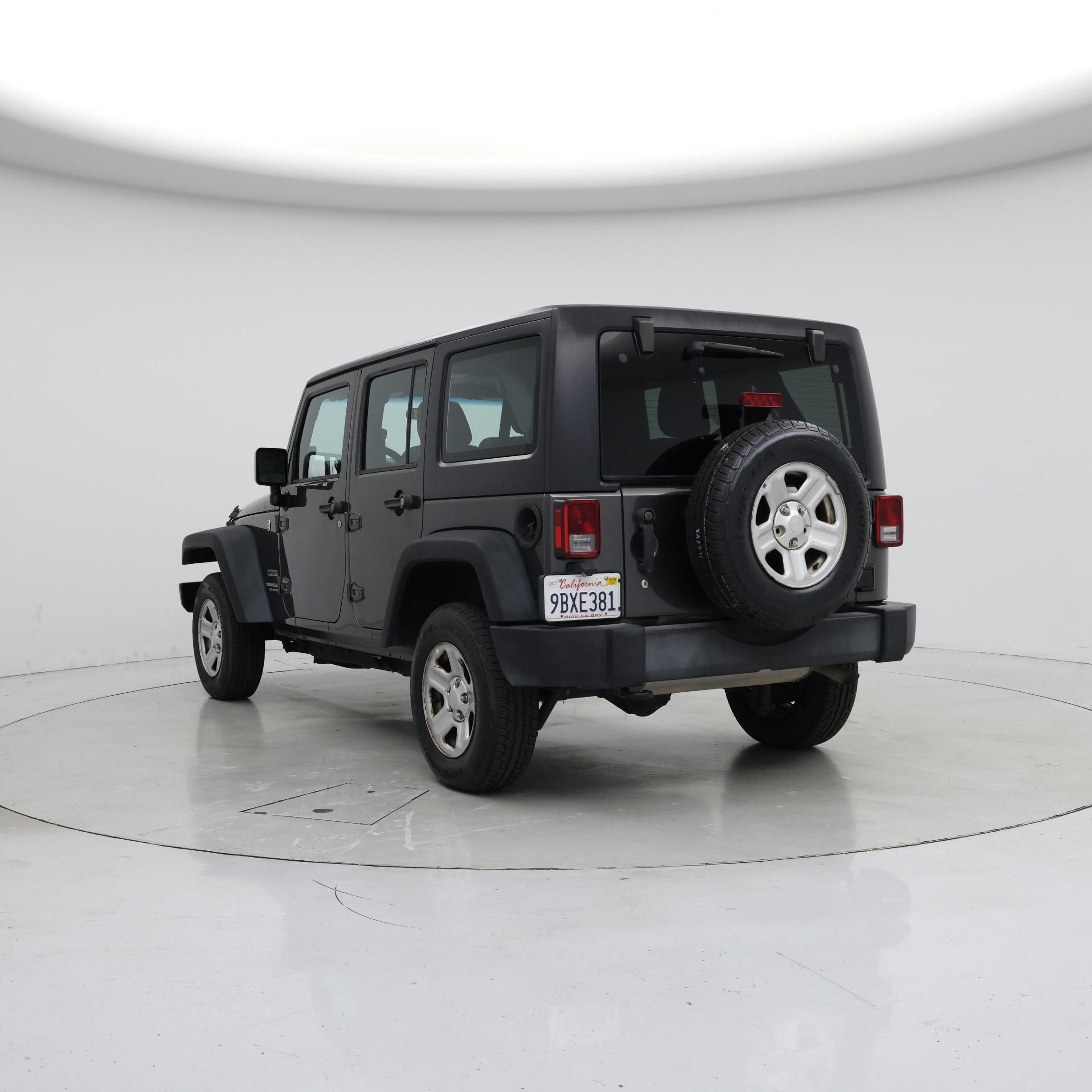 Thumbnail: 2016 Jeep Wrangler - 2