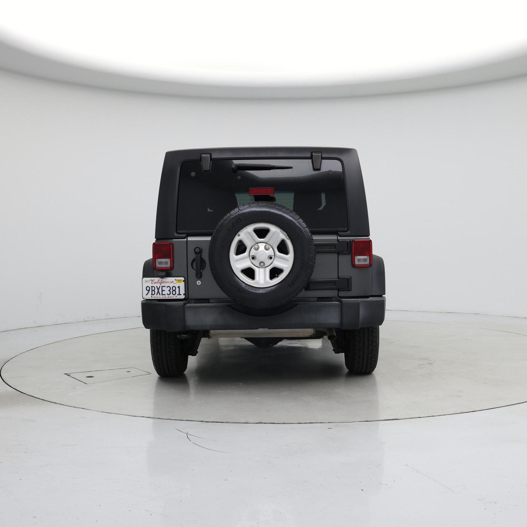 Thumbnail: 2016 Jeep Wrangler - 6