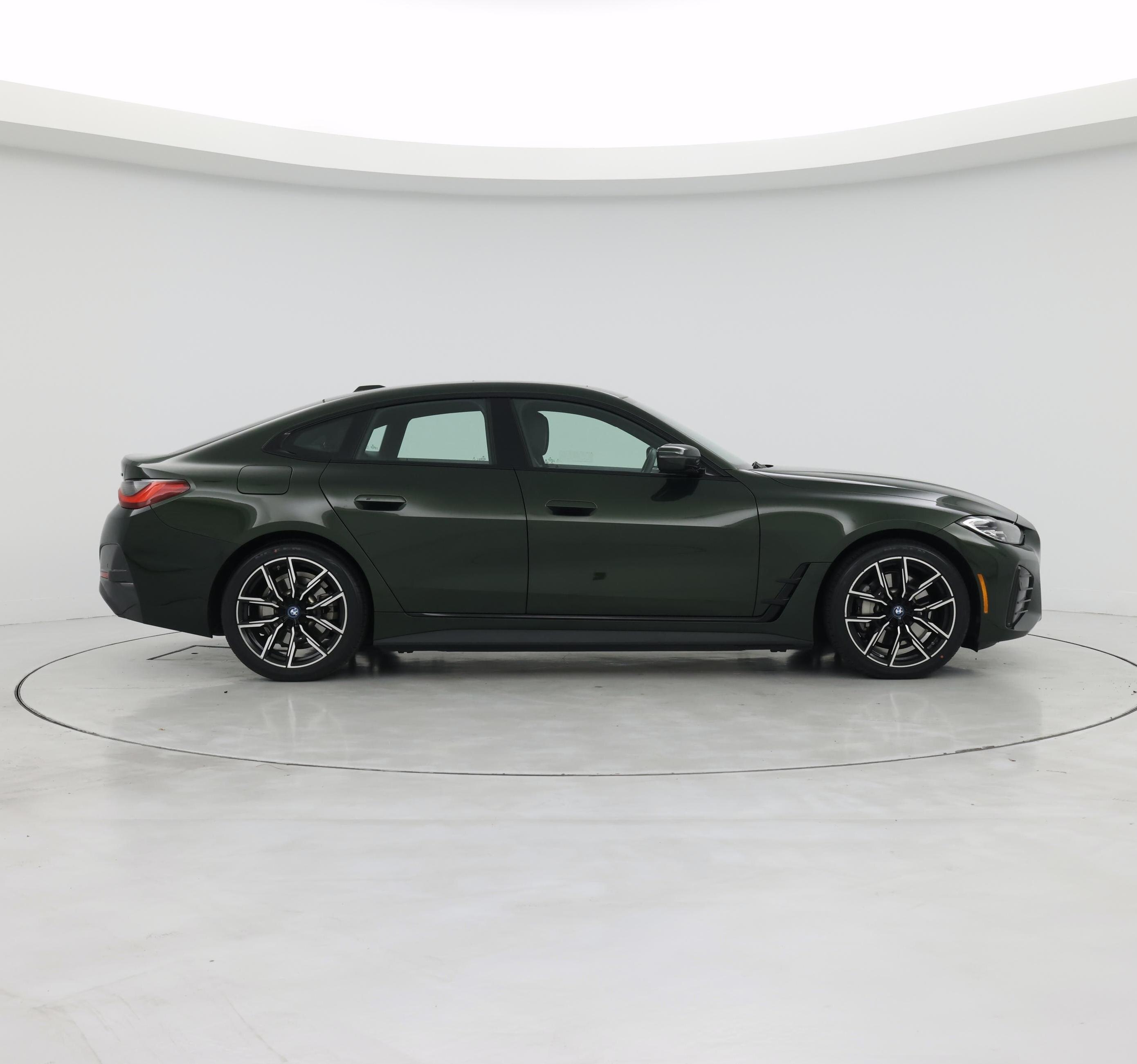 Thumbnail: 2023 BMW i4 - 7