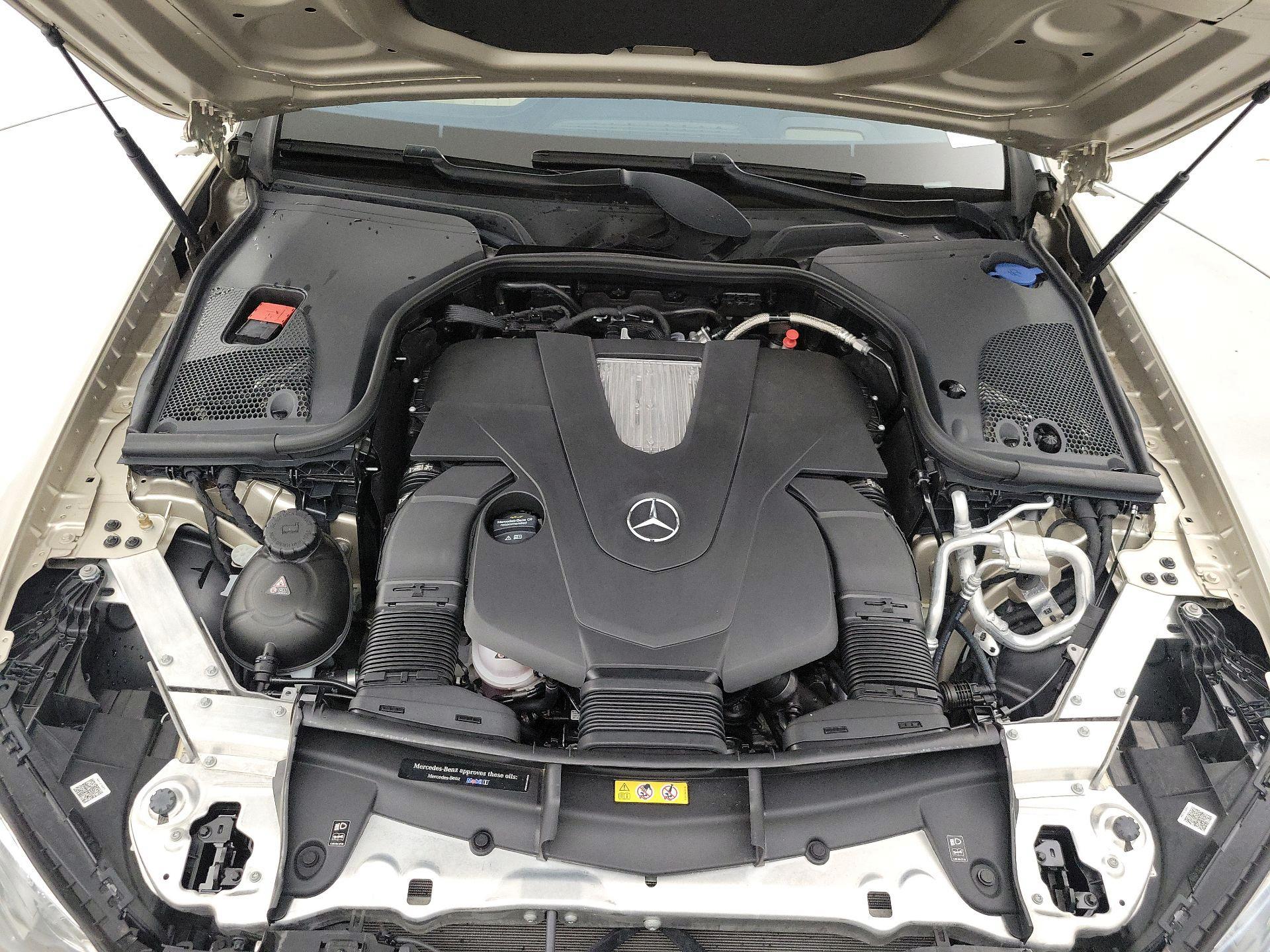 Thumbnail: 2018 Mercedes-Benz E-Class - 20