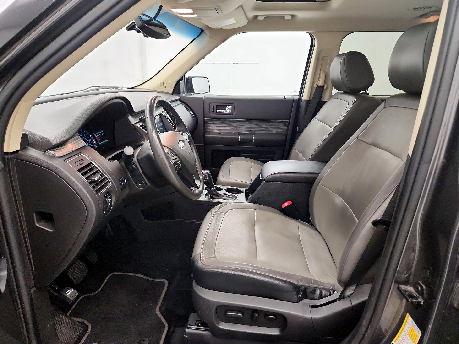 Thumbnail: 2017 Ford Flex - 11