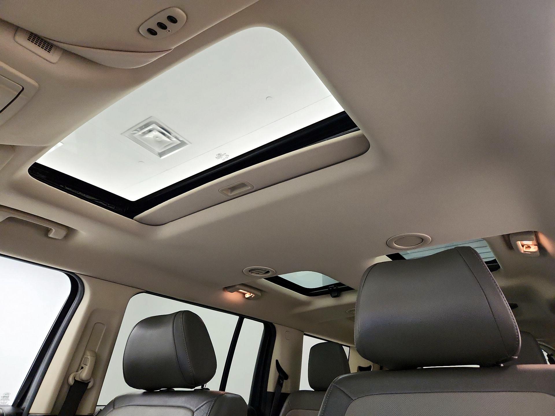 Thumbnail: 2017 Ford Flex - 20