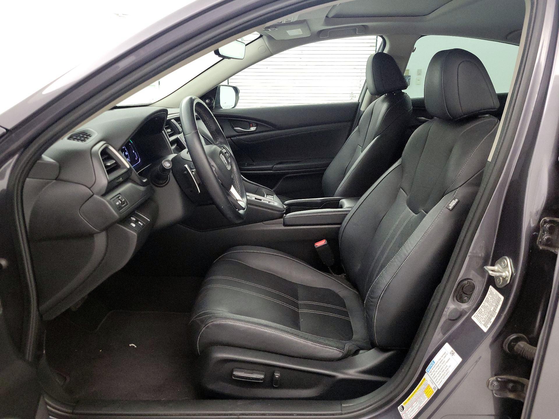 Thumbnail: 2019 Honda Insight - 11