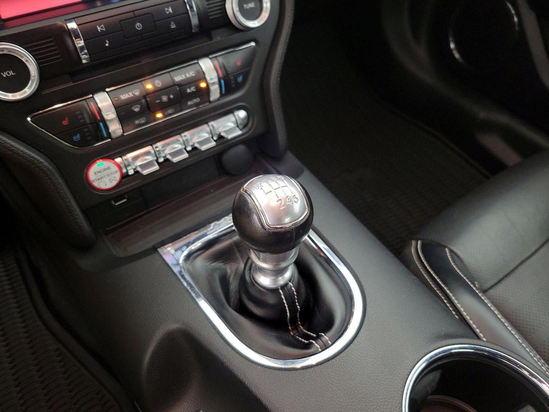 Thumbnail: 2015 Ford Mustang - 17