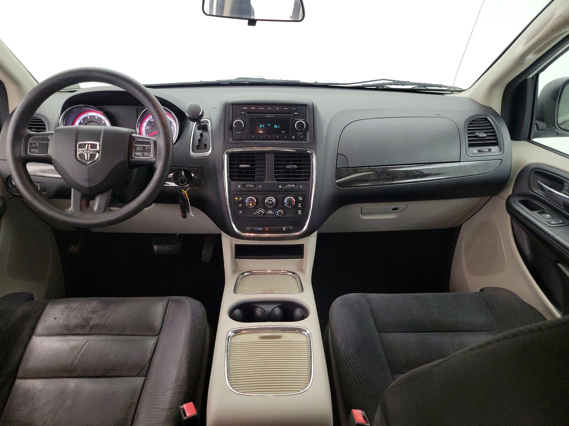 Thumbnail: 2015 Dodge Grand Caravan - 9