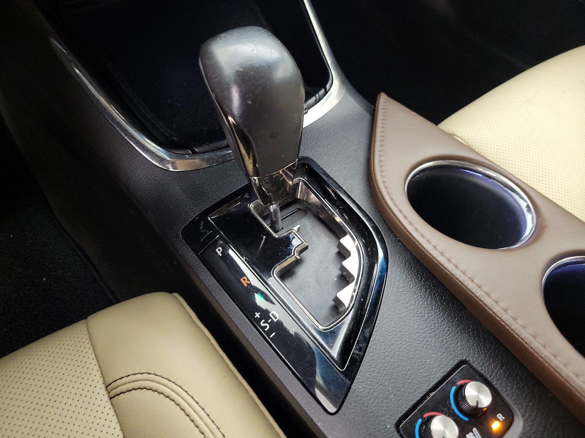 Thumbnail: 2014 Toyota Avalon - 18