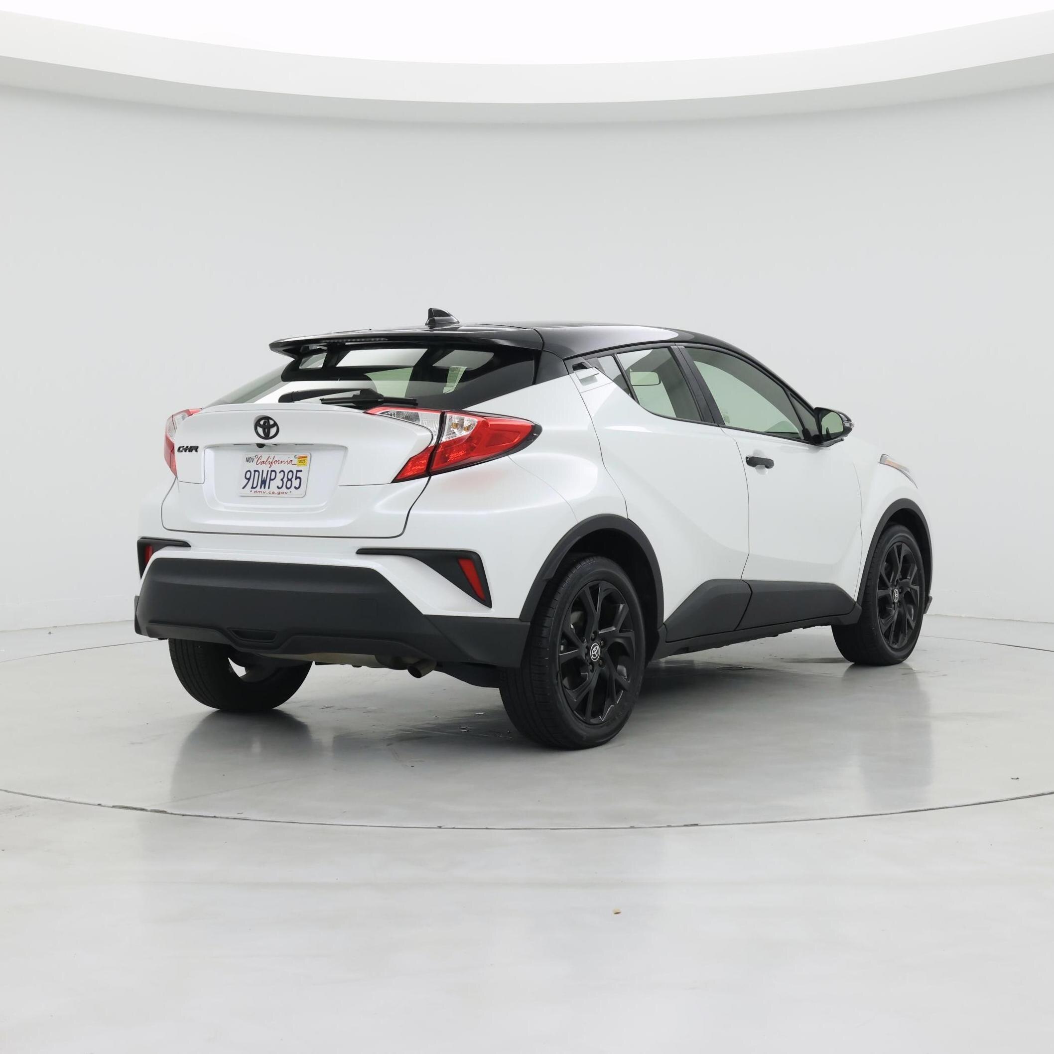 Thumbnail: 2022 Toyota C-HR - 8