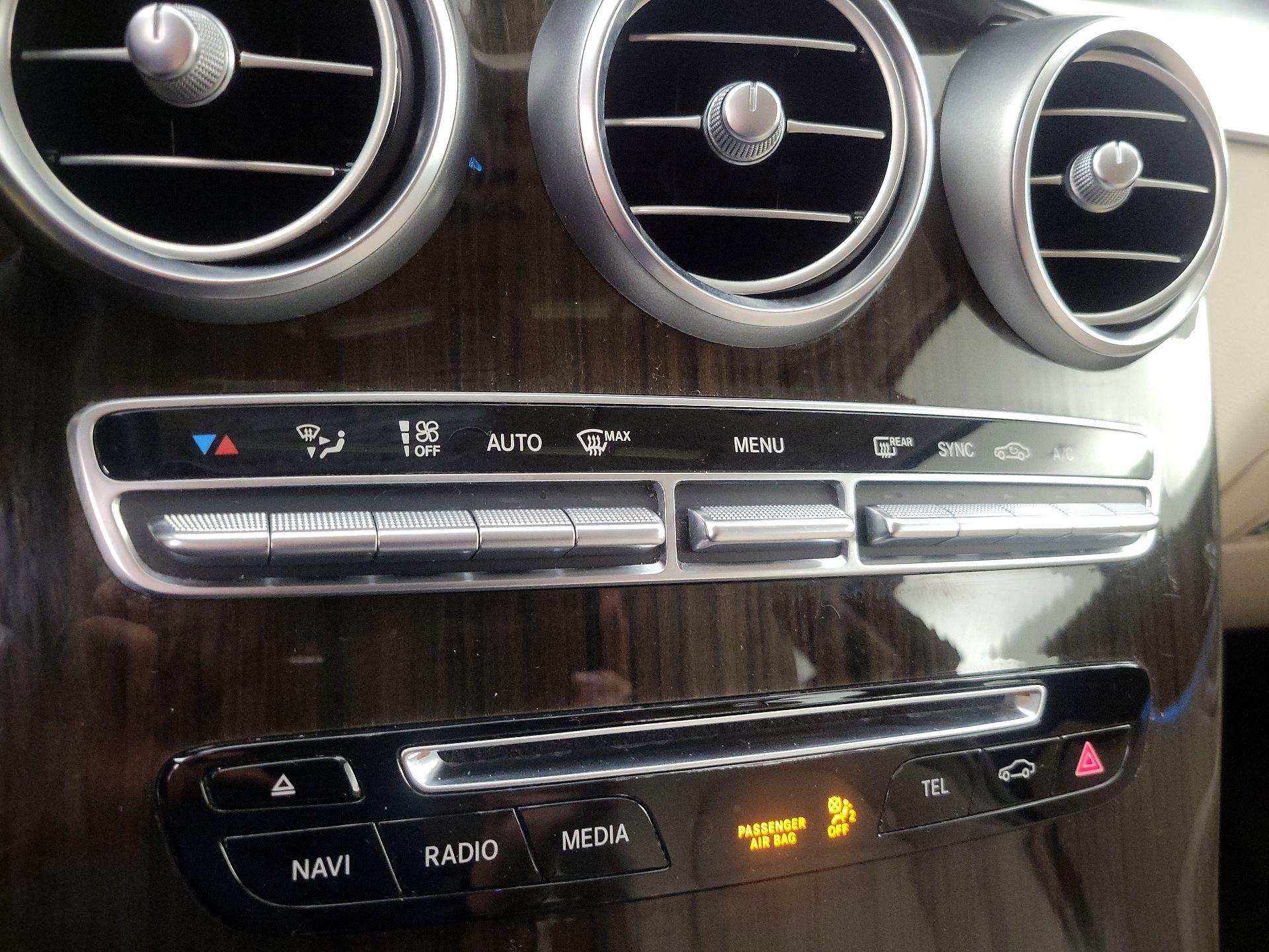 Thumbnail: 2017 Mercedes-Benz GLC - 16